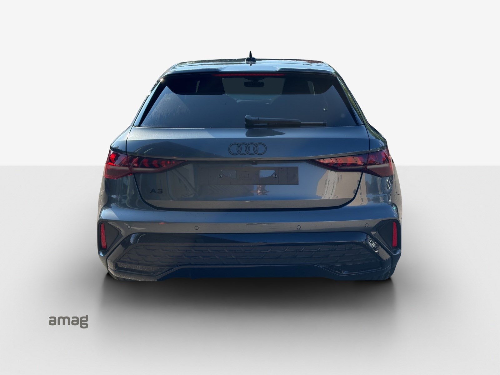 AUDI A3 Sportback 35 TFSI S line Attraction-showroom-element-3