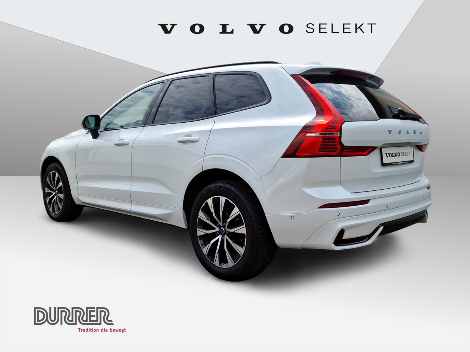 VOLVO XC60 2.0 B5 MH Plus Dark AWD-showroom-element-2