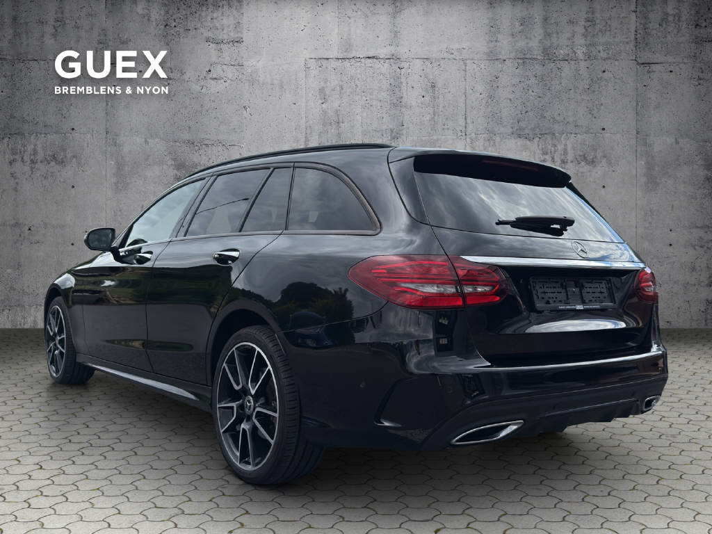 MERCEDES-BENZ C 200 AMG Line 4matic Combi-showroom-element-2