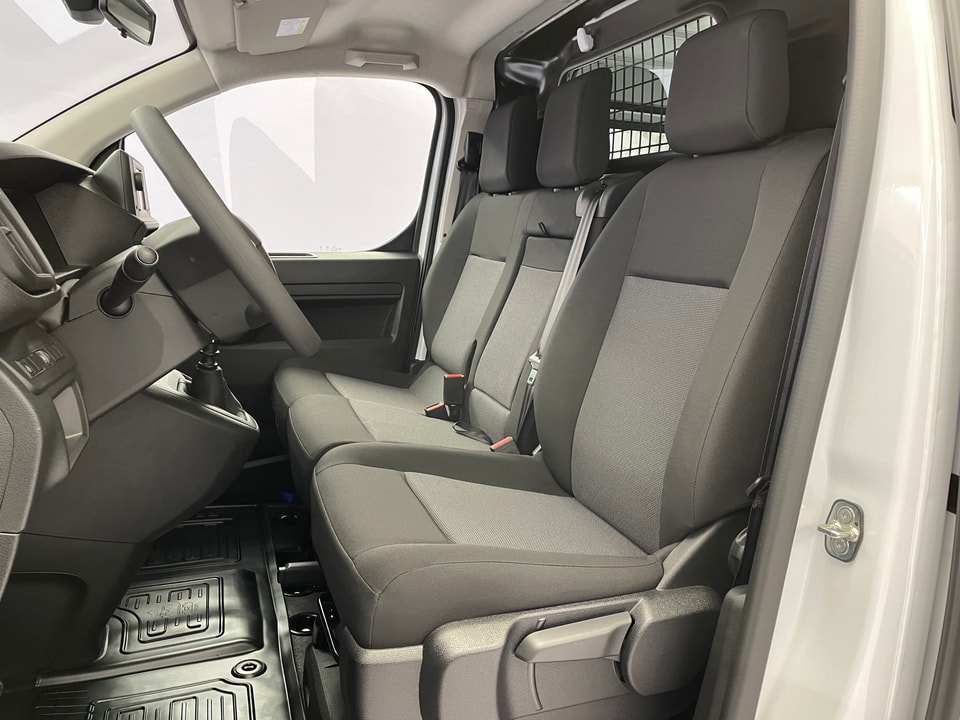 Proace Van L1 2.0 D 145 Active