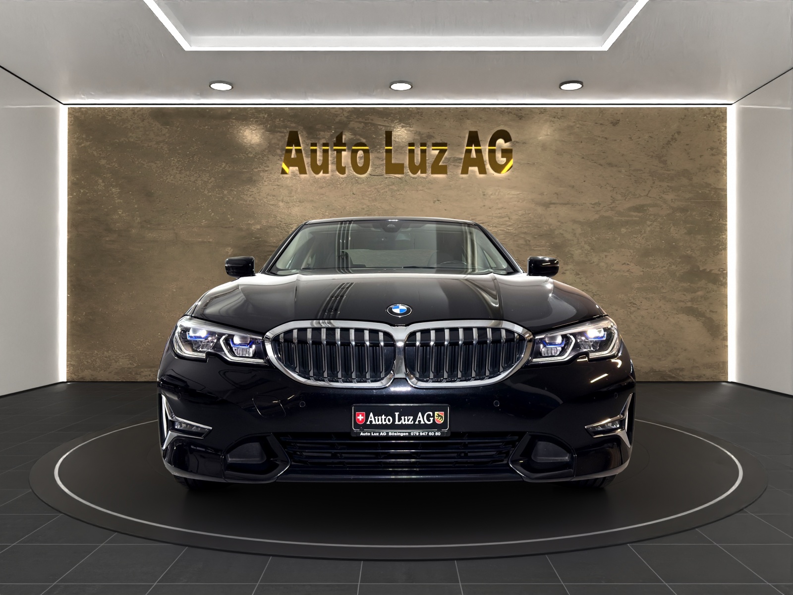 BMW 320d xDrive 48V Steptronic Luxury Line-showroom-element-1