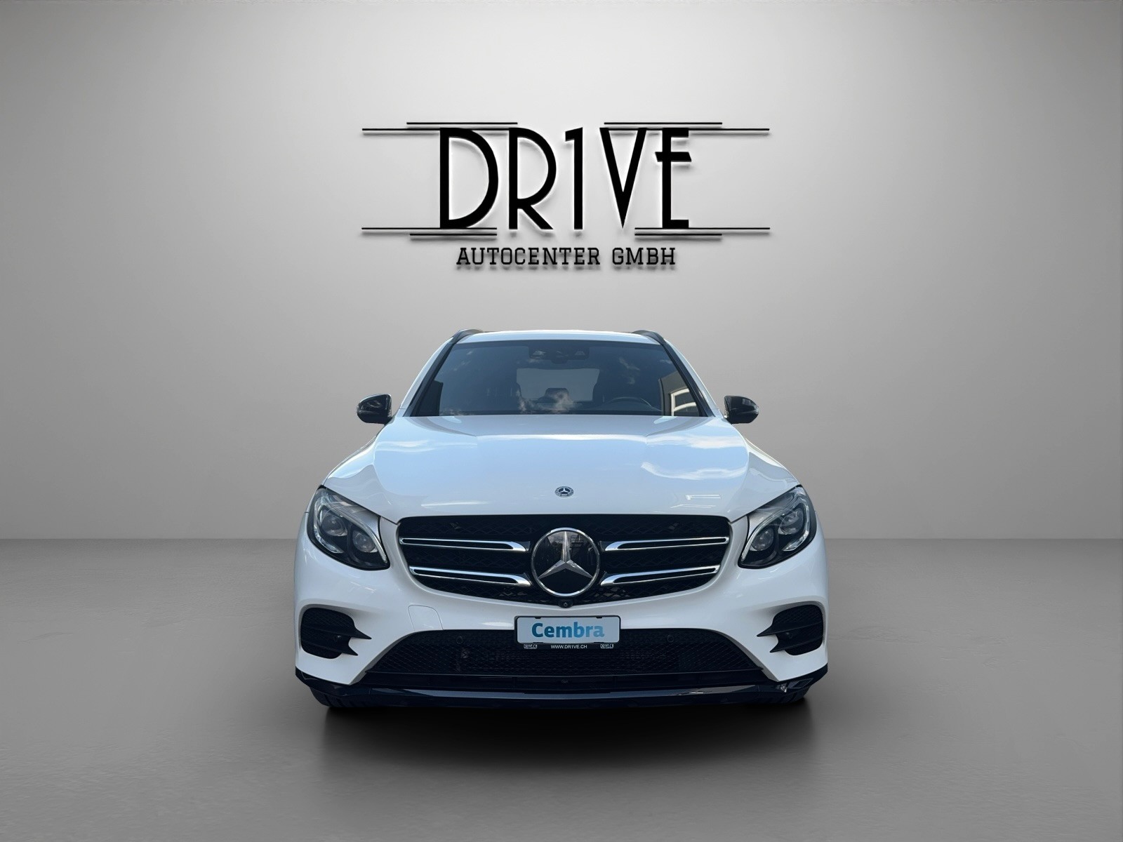 MERCEDES-BENZ GLC 350 e AMG Line 4Matic 7G-Tronic-showroom-element-1