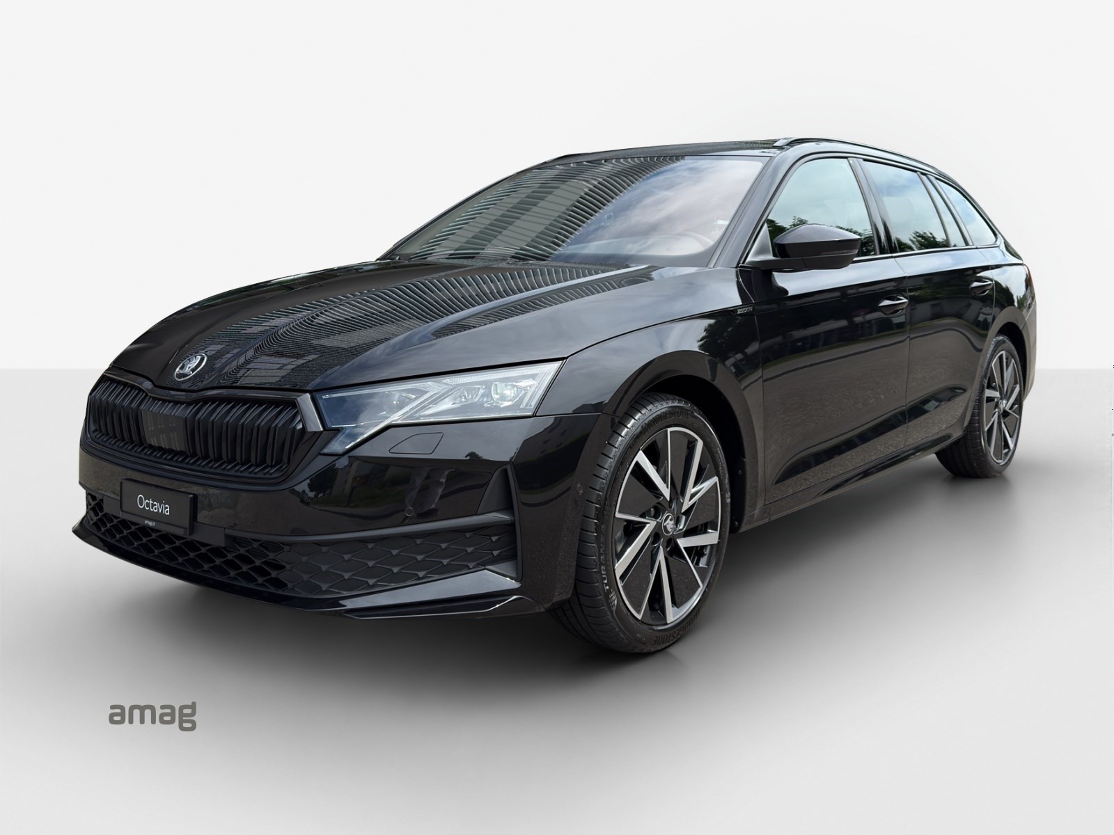 SKODA Octavia Combi 1.5 TSI mHEV DSG Sport Line