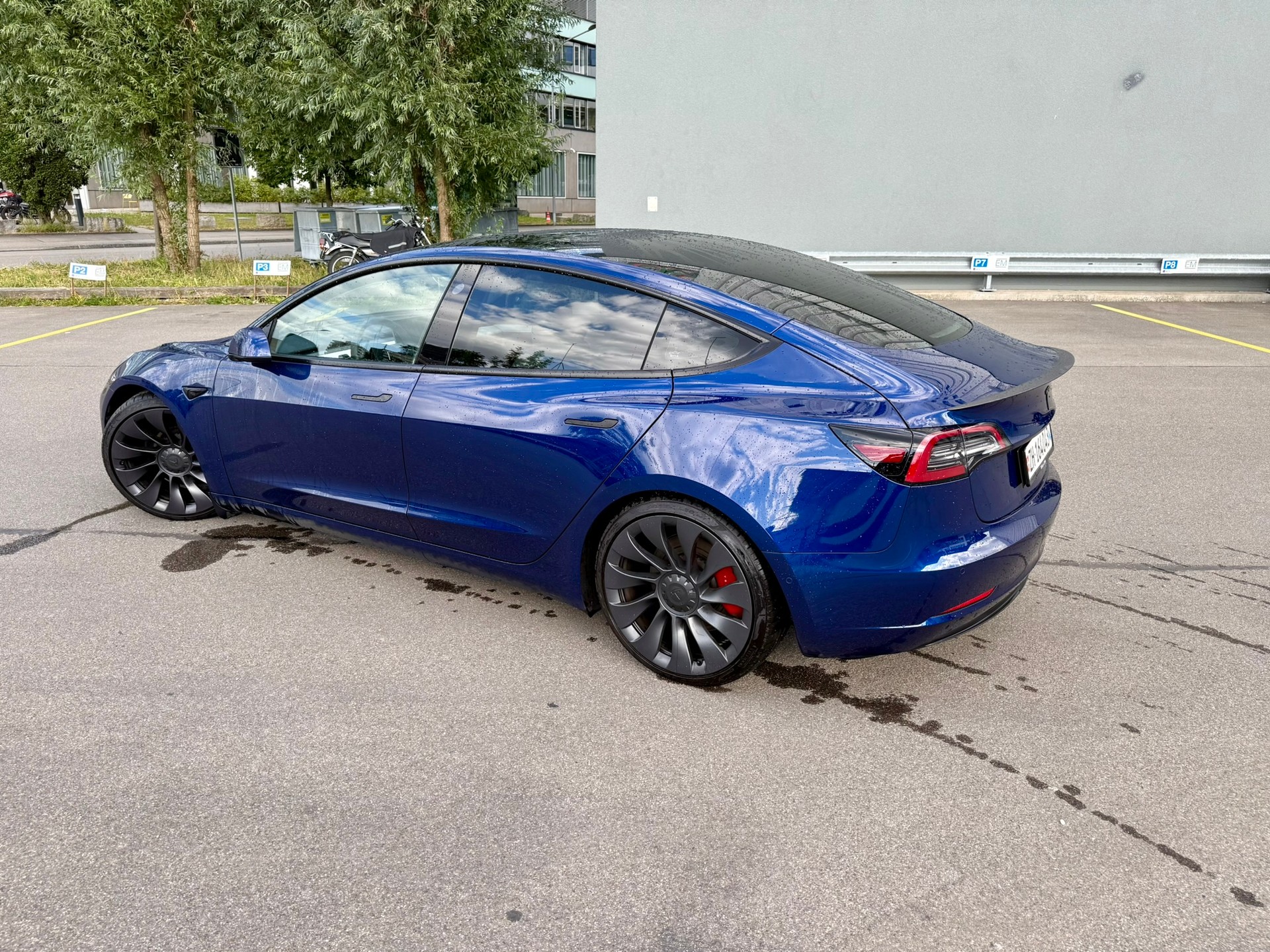 TESLA Model 3 Performance Dual Motor AWD-image-5