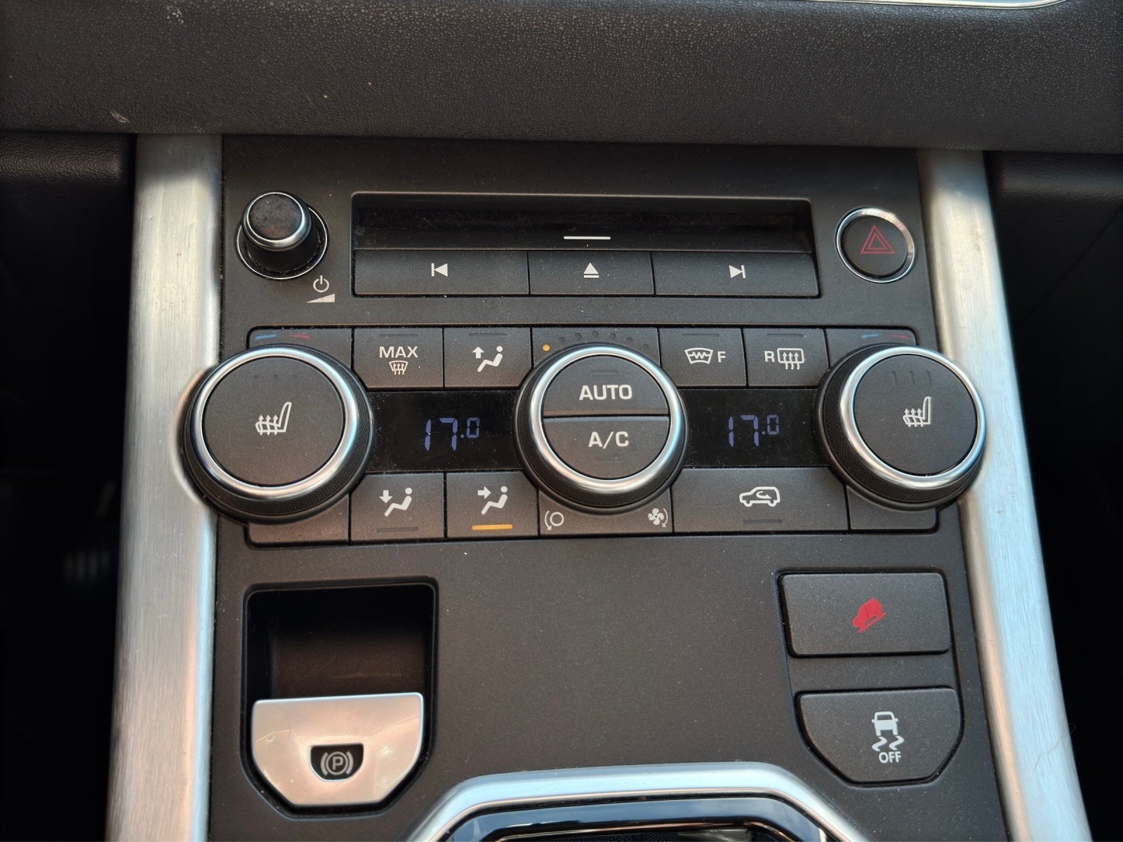 LAND ROVER Range Rover Evoque 2.0 Si4 Prestige AT6-image-14