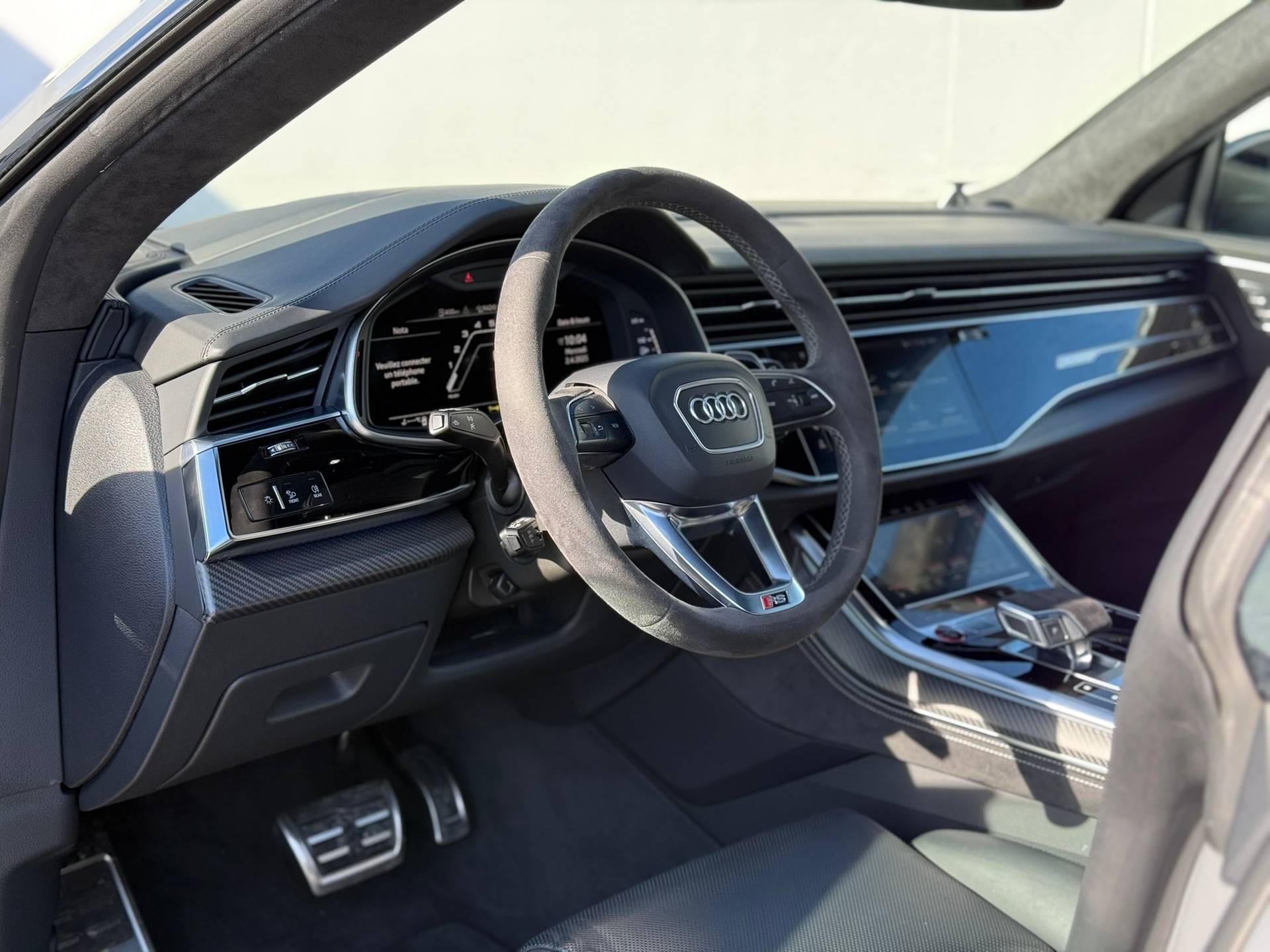 AUDI RSQ8 quattro tiptronic-image-6