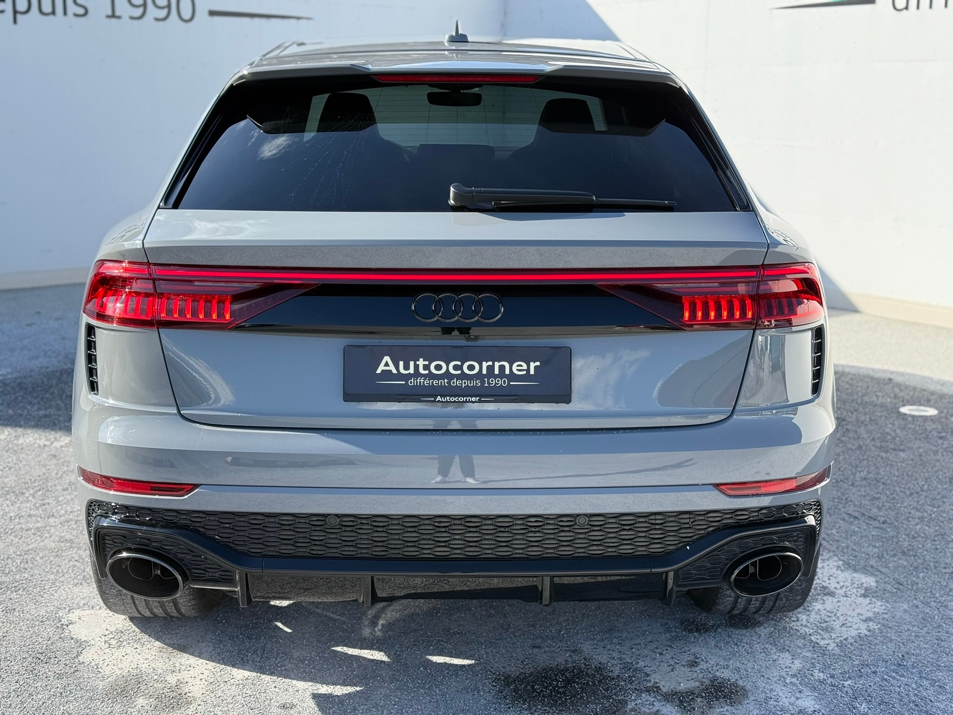 AUDI RSQ8 quattro tiptronic-image-4