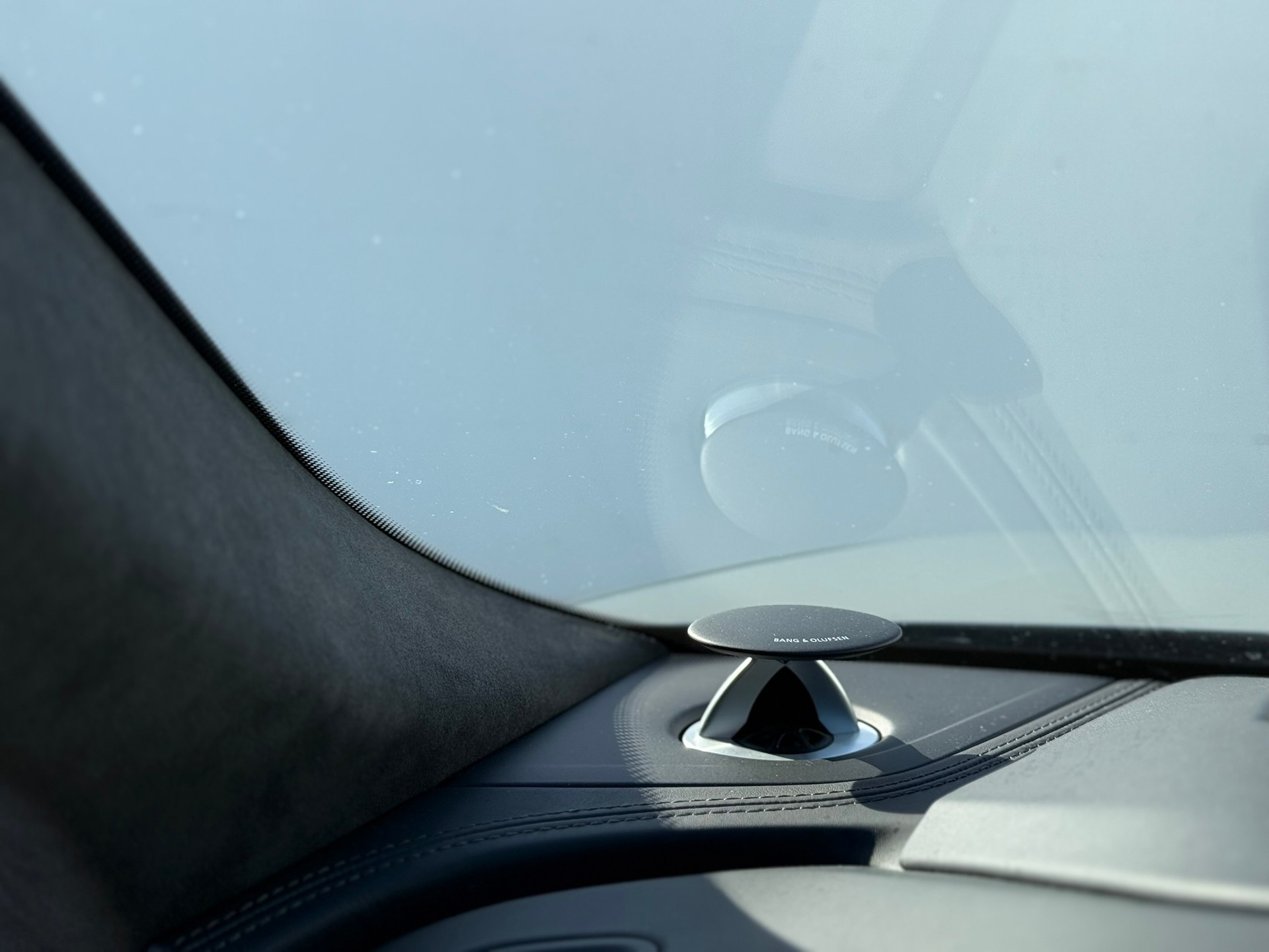 AUDI RSQ8 quattro tiptronic-image-11
