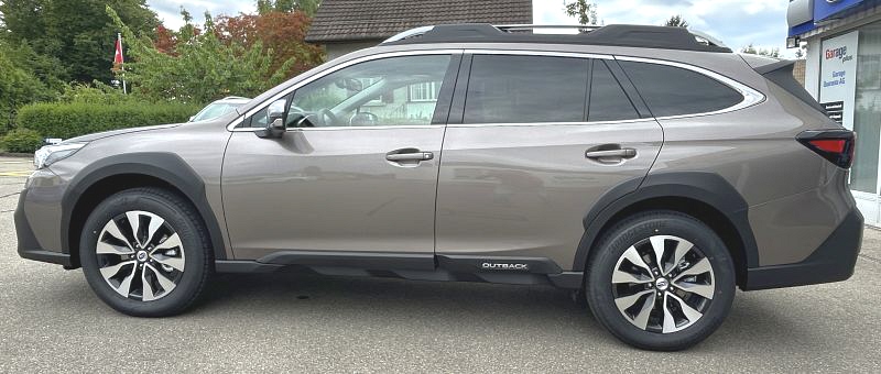 SUBARU Outback 2.5i Final Edition-showroom-element-1