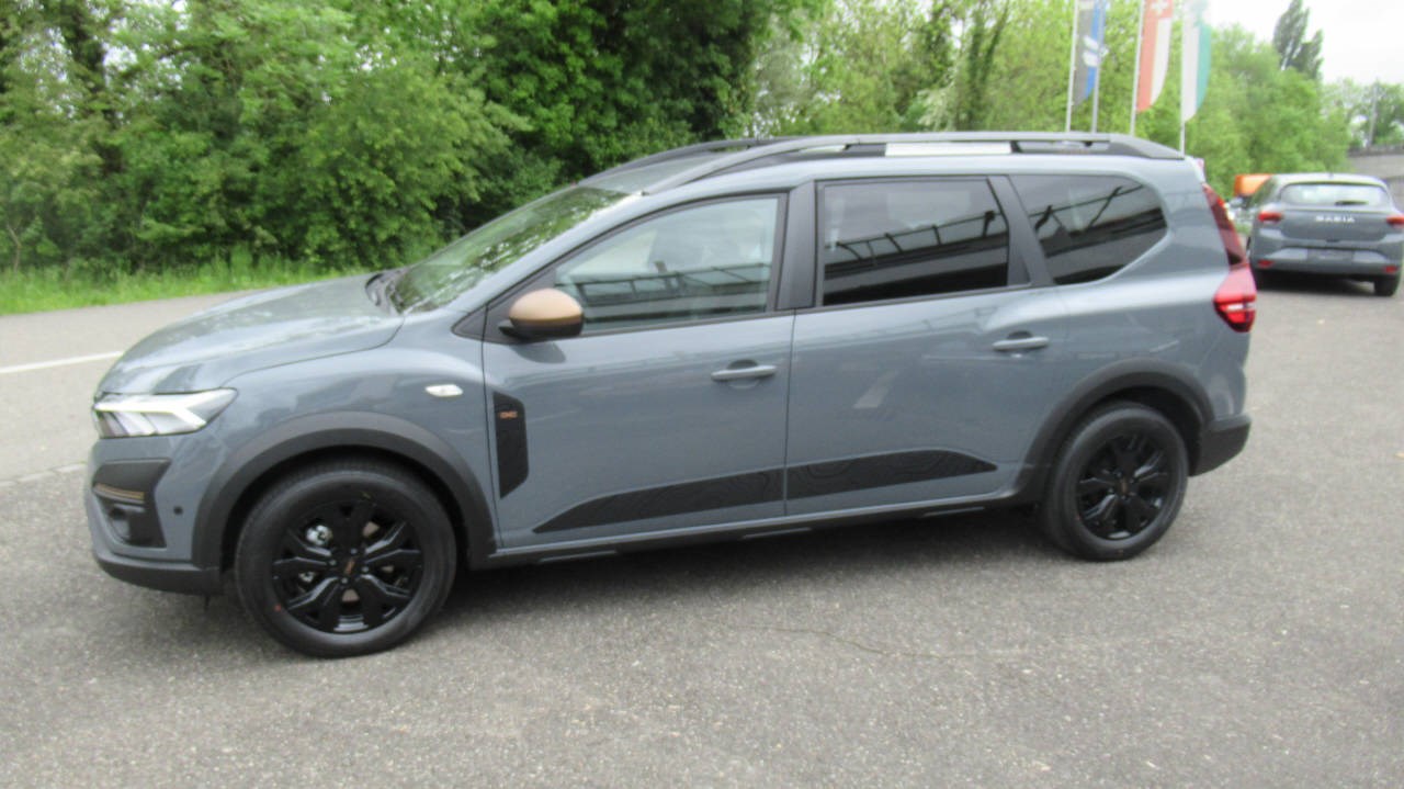 DACIA Jogger 1.6 Hybrid Extreme-image-1