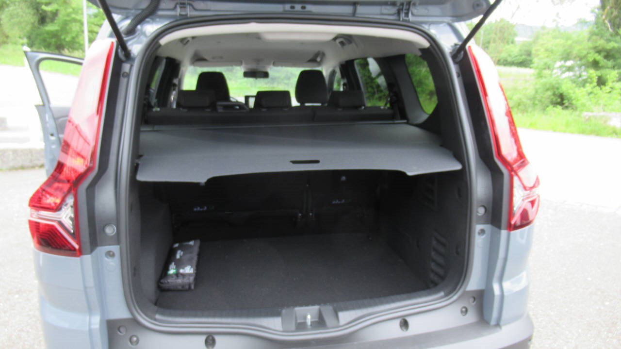DACIA Jogger 1.6 Hybrid Extreme-image-11