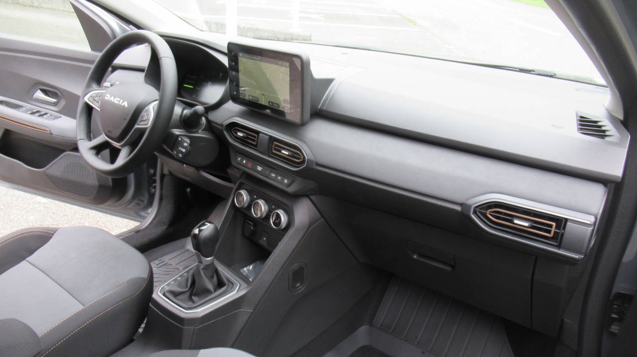 DACIA Jogger 1.6 Hybrid Extreme-image-12