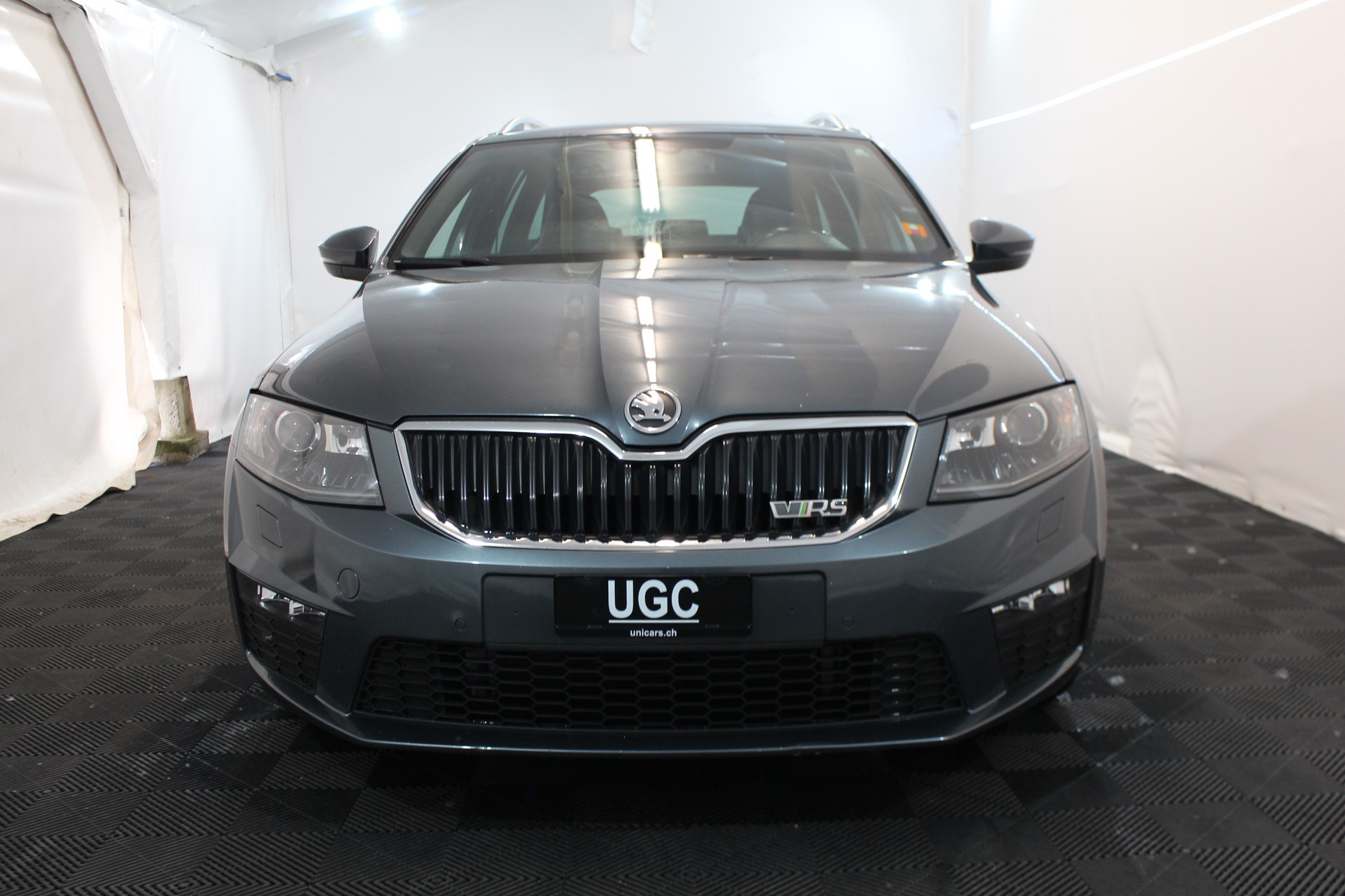 SKODA Octavia Combi 2.0 TDI RS DSG-showroom-element-1