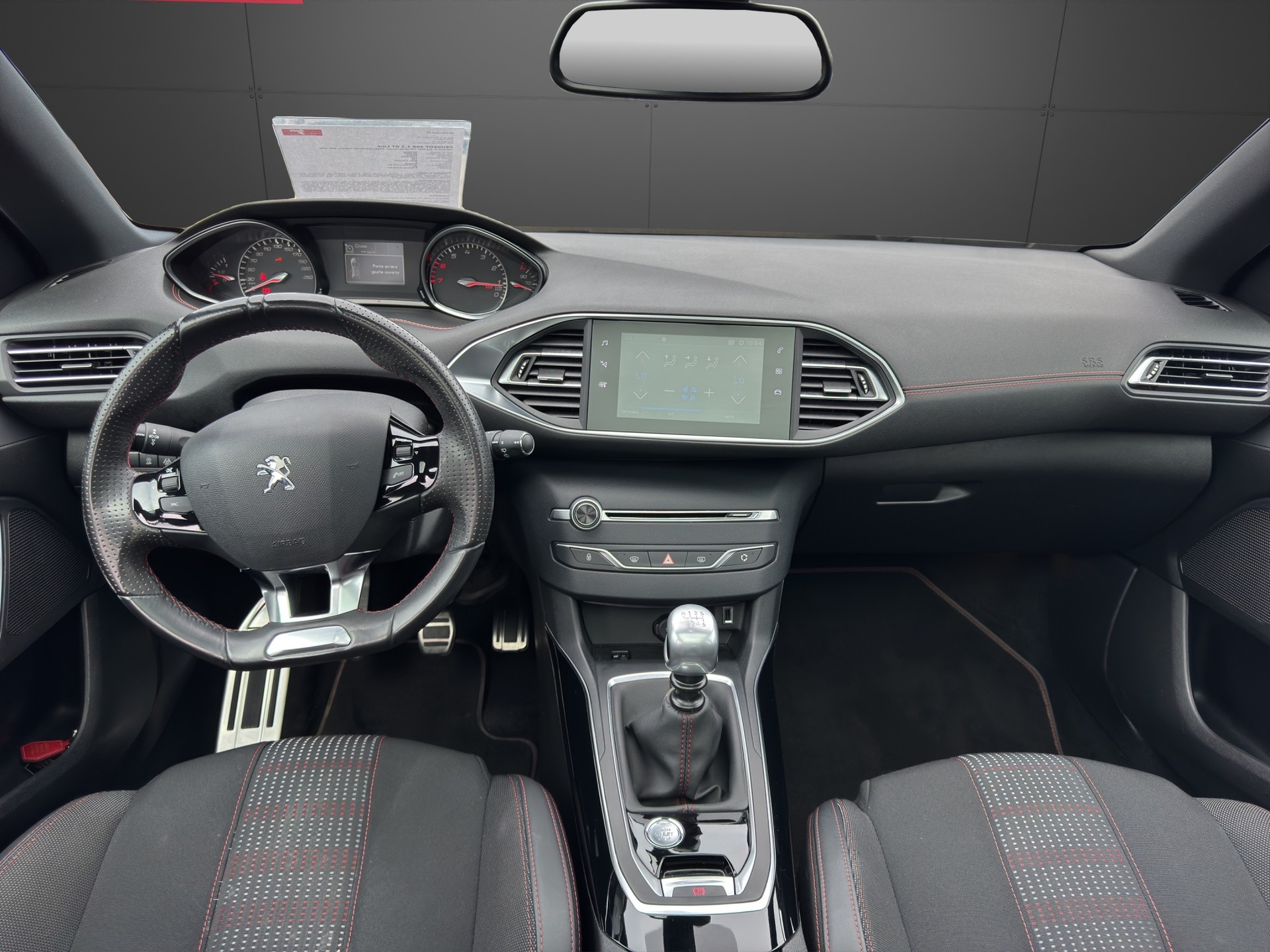 PEUGEOT 308 1.2 GT Line-image-7