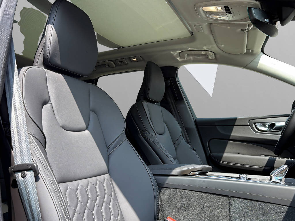 Image VOLVO XC60 XC60 2.0 T6 TE Ultra Dark eAWD