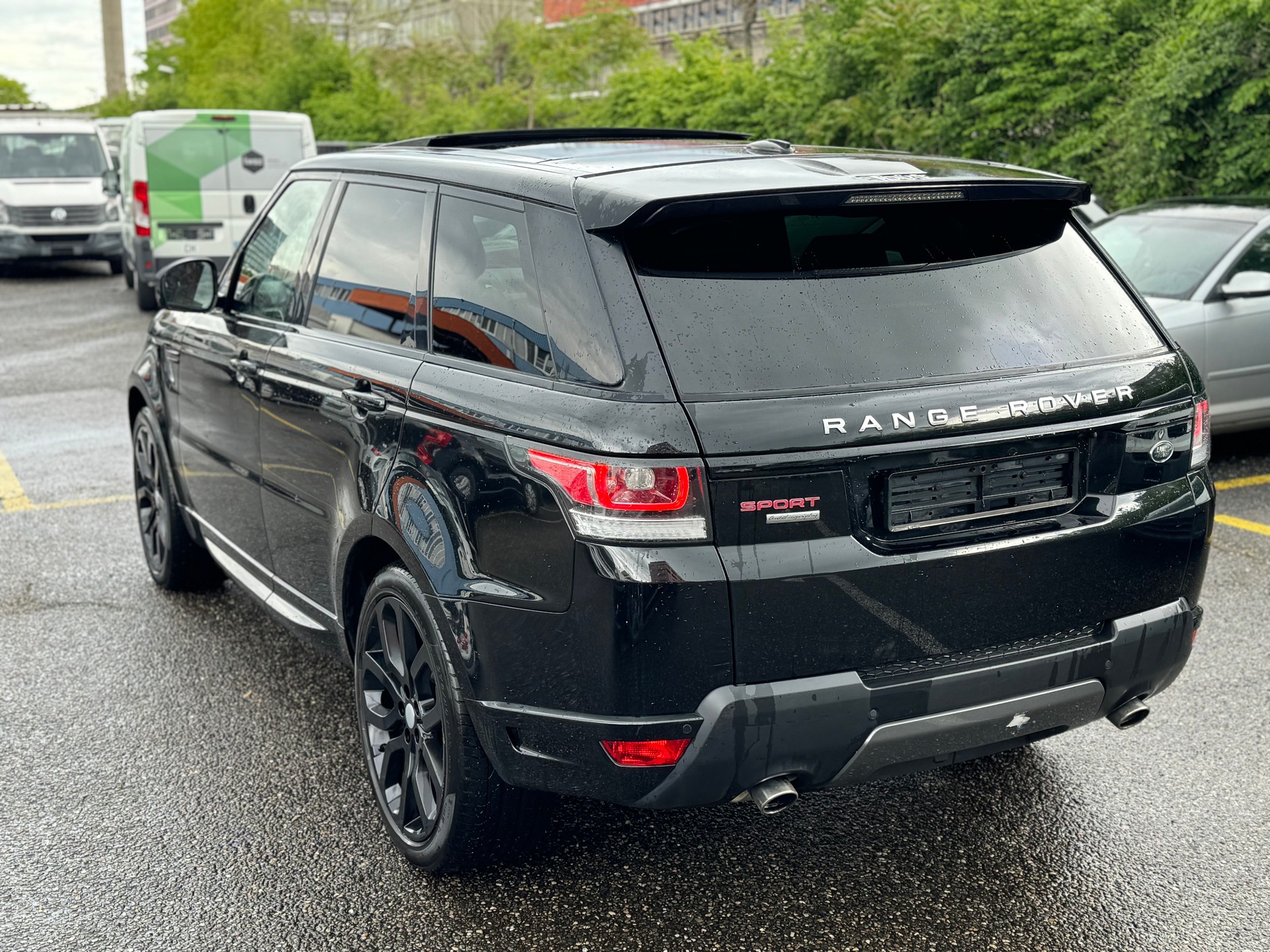 LAND ROVER Range Rover Sport 4.4 SDV8 Autobiography Automatic-image-1