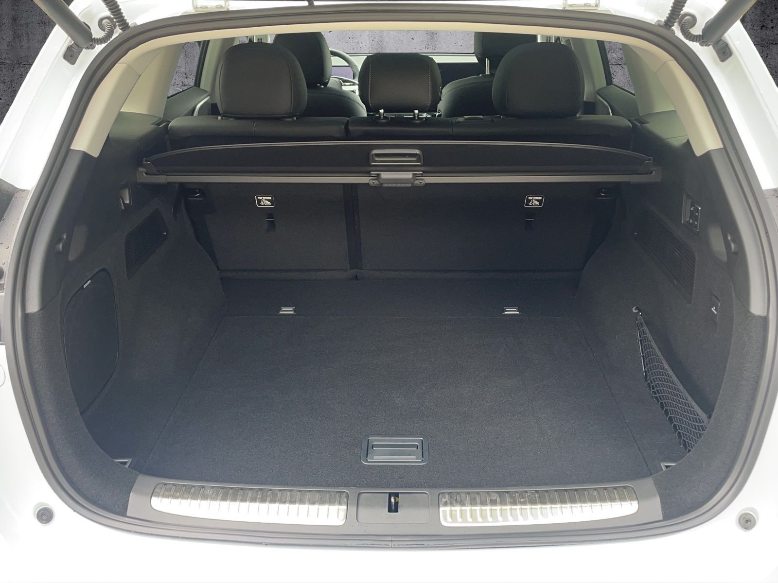 XPENG G9 Performance "Premium" + AHK-image-11
