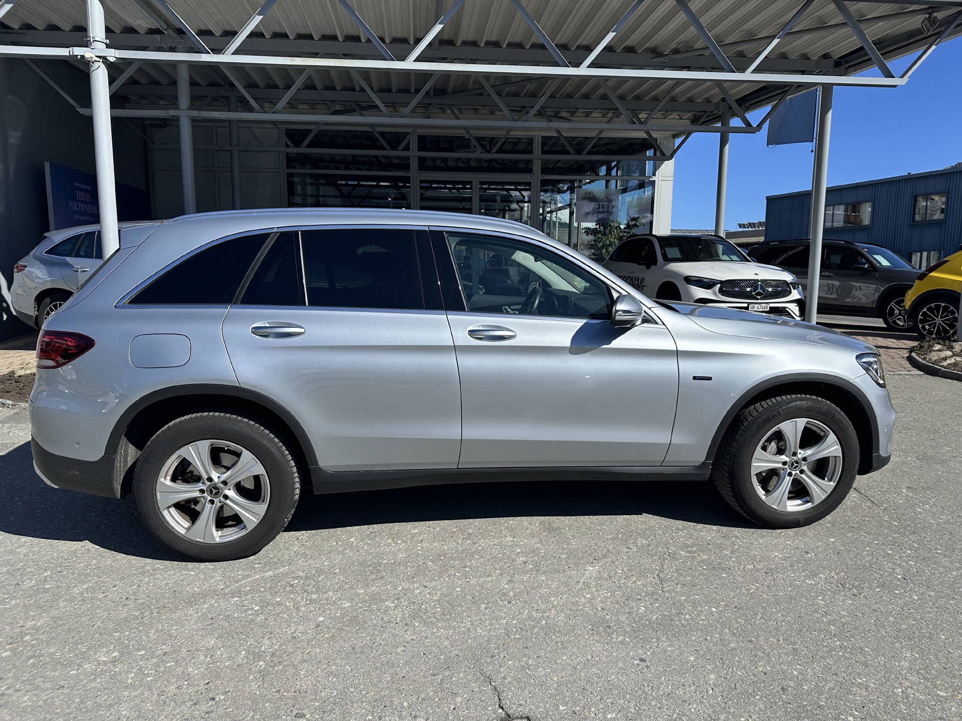 MERCEDES-BENZ GLC 300 e 4Matic-showroom-element-1