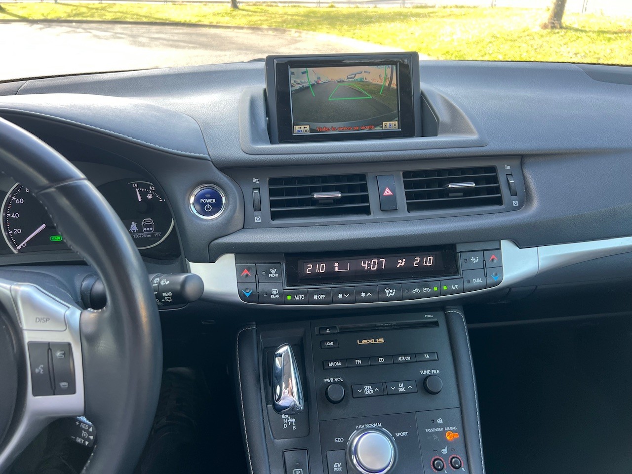 LEXUS CT 200h 1.8 excellence CVT-image-12