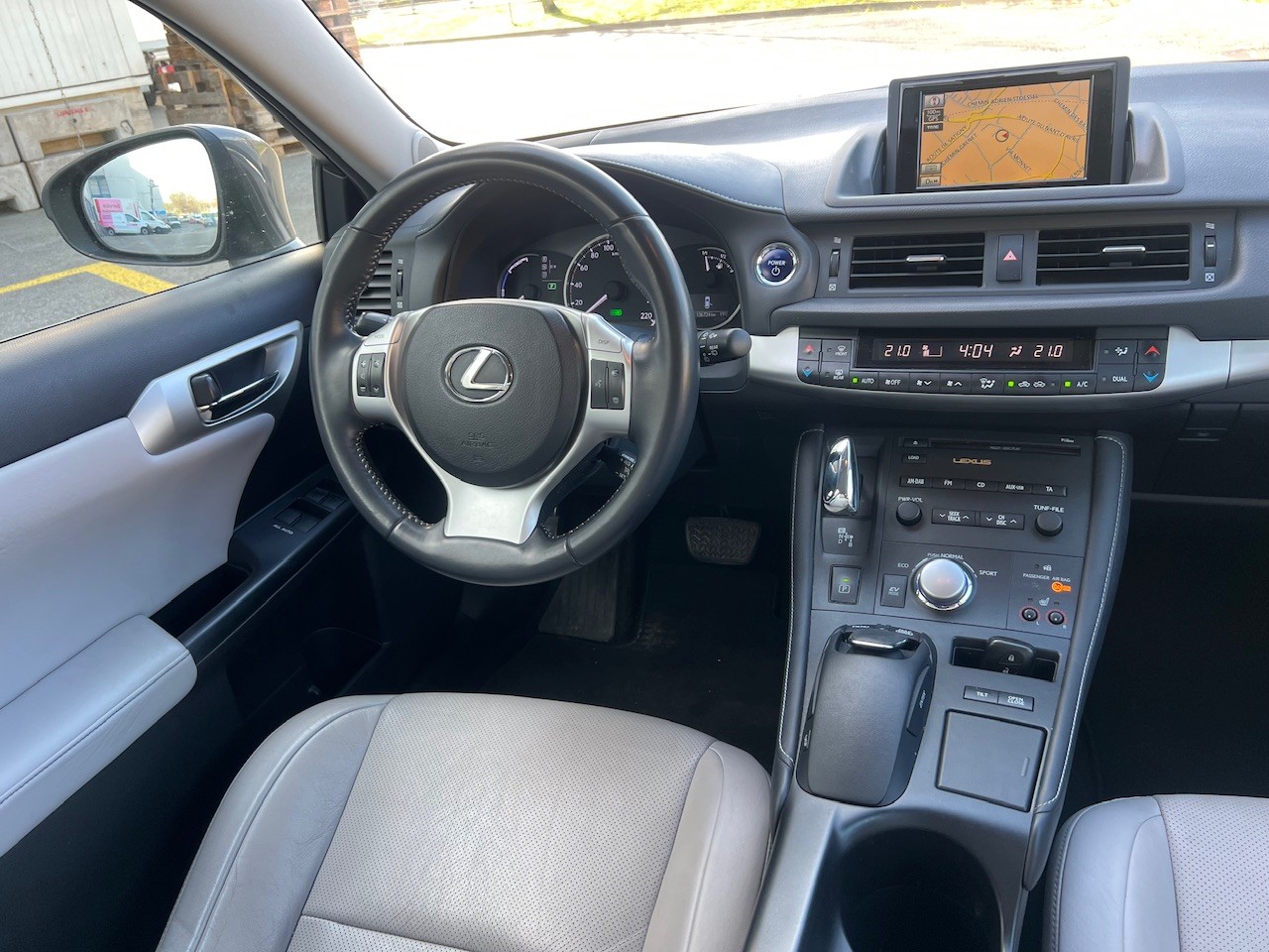 LEXUS CT 200h 1.8 excellence CVT-image-11