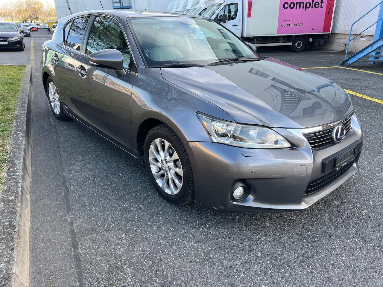 LEXUS CT 200h 1.8 excellence CVT-image-7