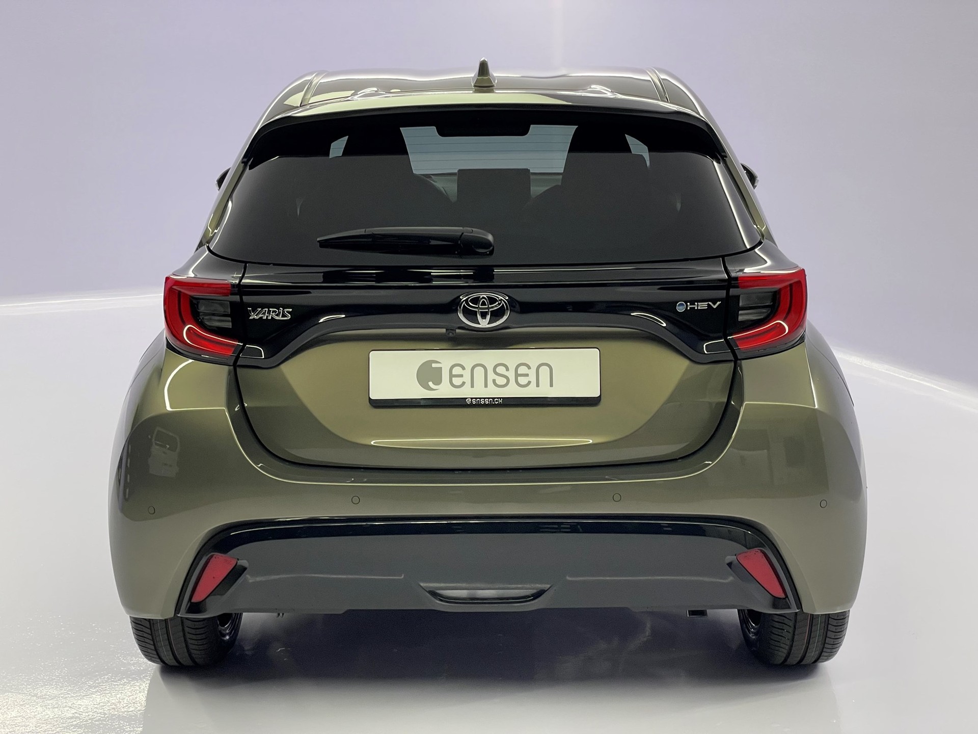 TOYOTA Yaris Hybrid 1.5 Premium-showroom-element-3