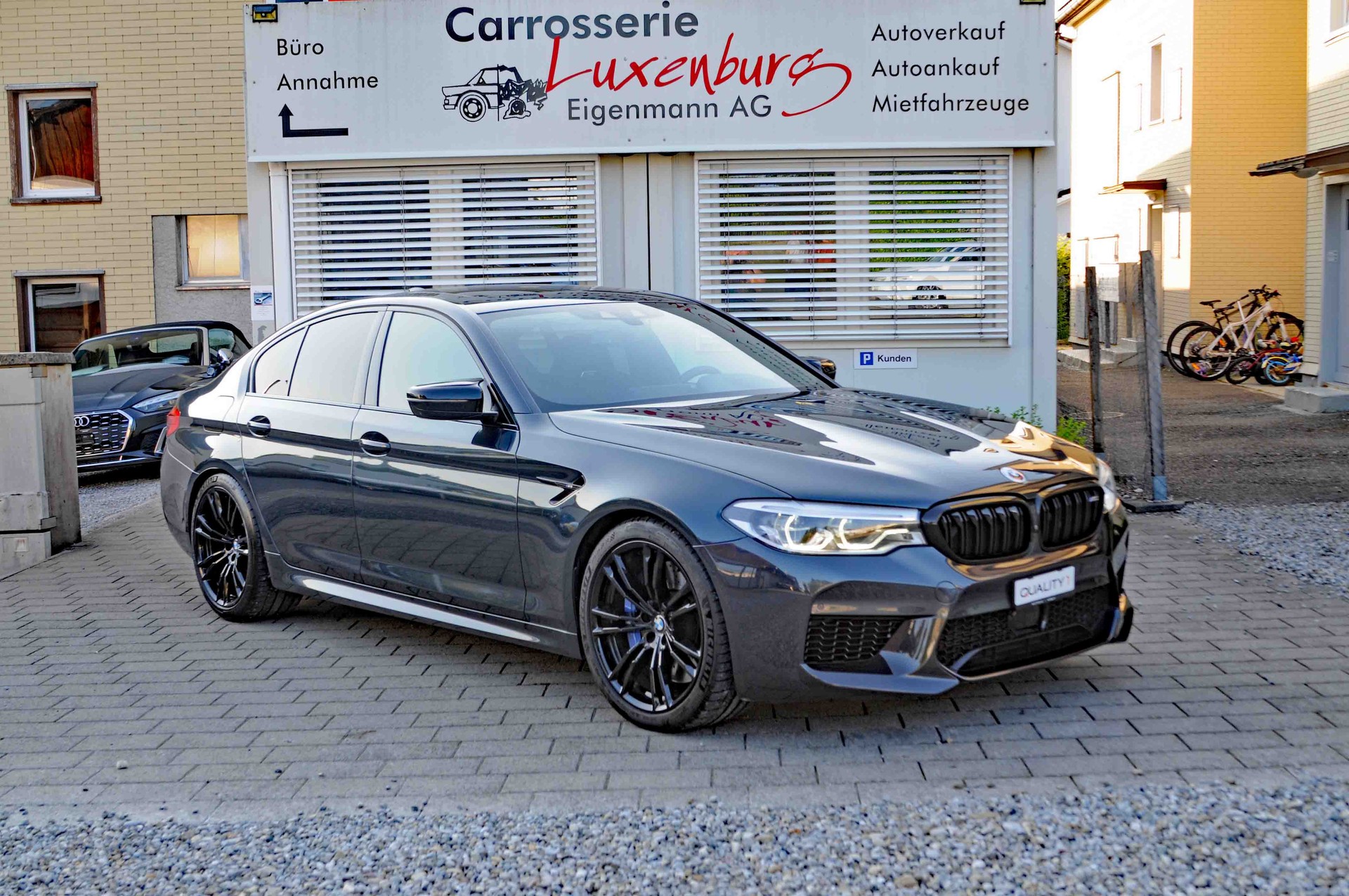 BMW M5 xDrive Competition Drivelogic