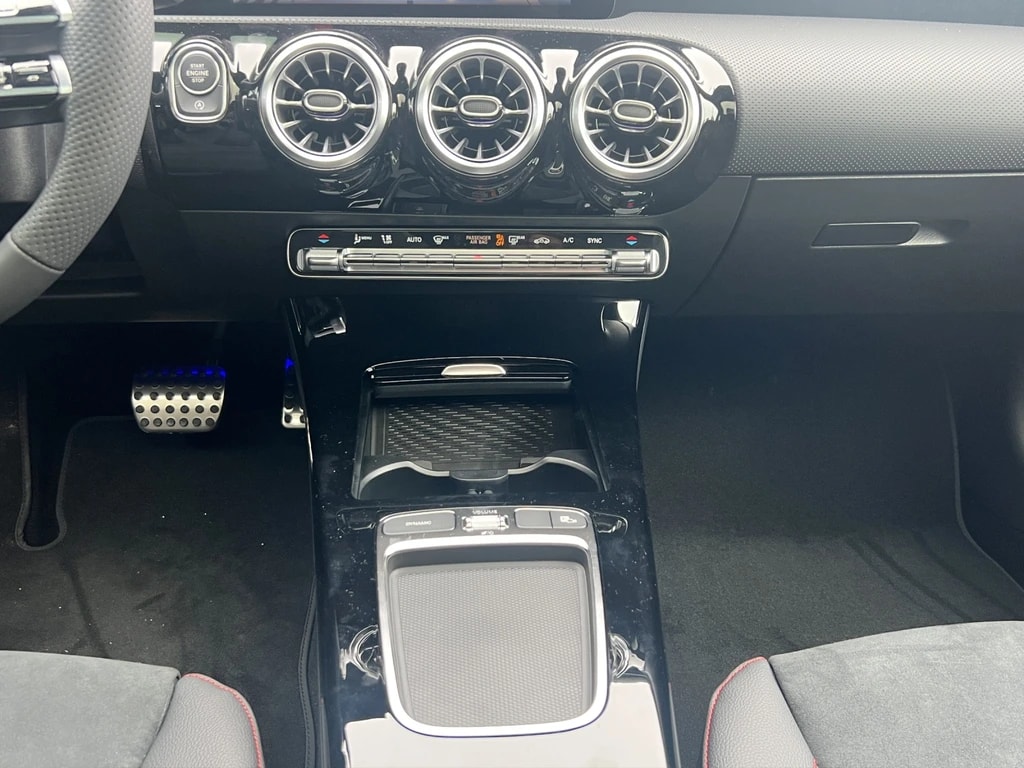 Image MERCEDES-BENZ A-250 A 250 4Matic 8G-DCT