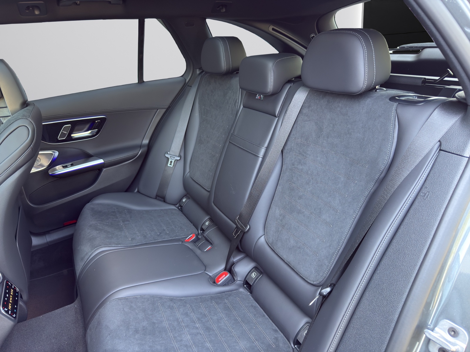 Image MERCEDES-BENZ C-220 C 220 d T 4 Matic Swiss Star