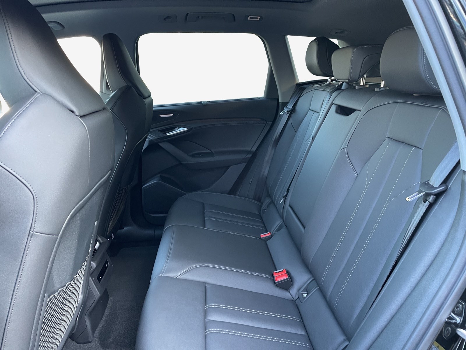 AUDI Q6 e-tron quattro-image-11