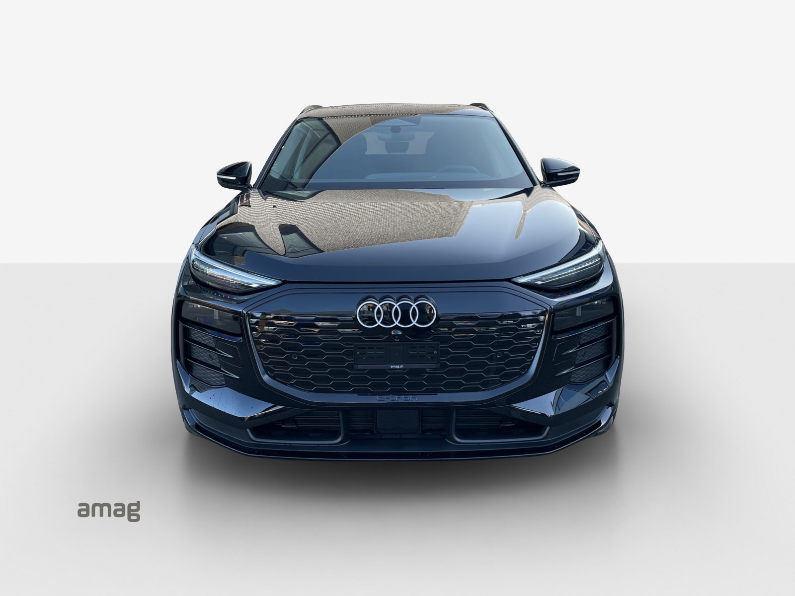 AUDI Q6 e-tron quattro-image-6