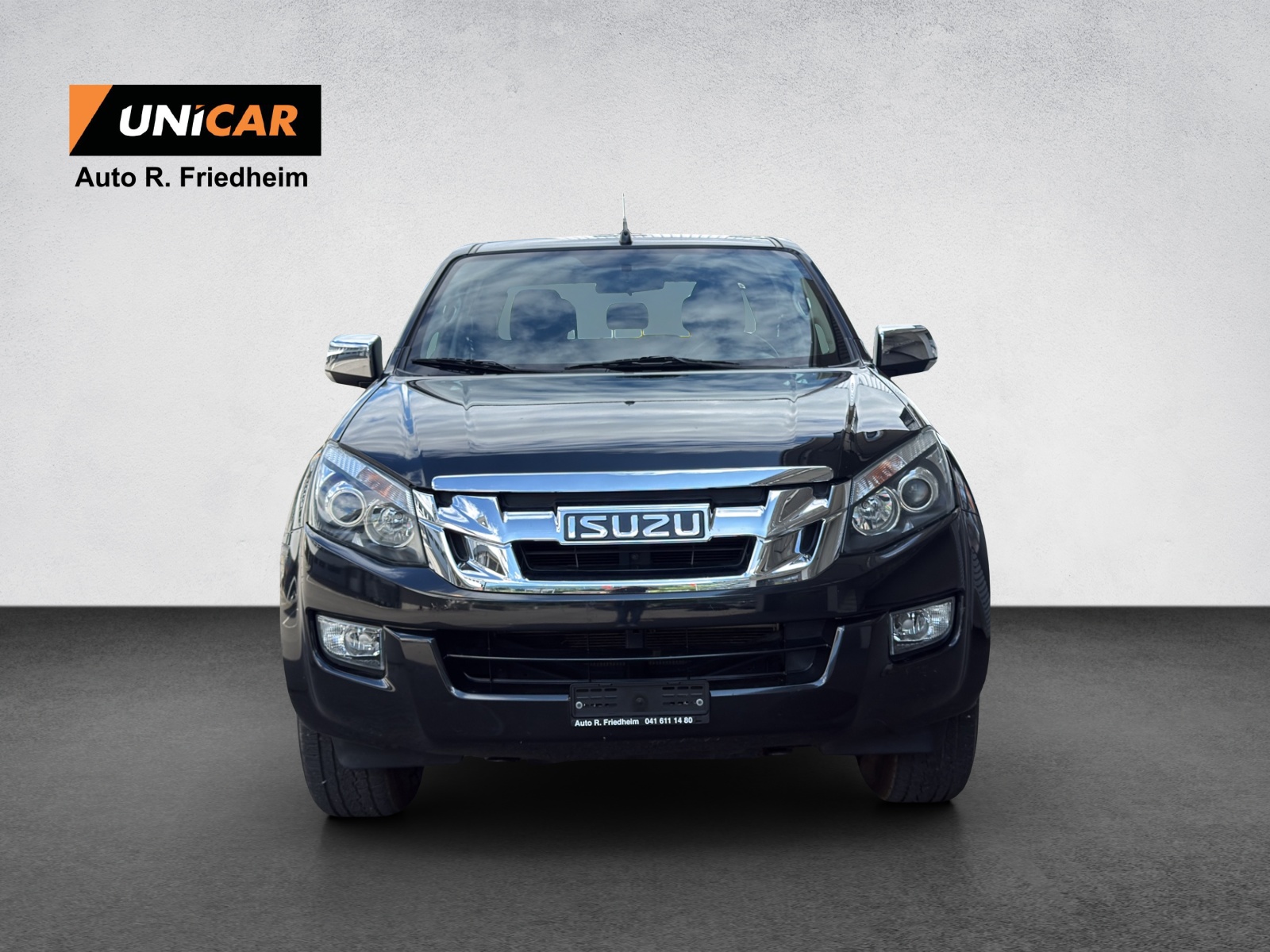 ISUZU D-MAX 2.5 SpaceCab Solar 4x4 A-showroom-element-1