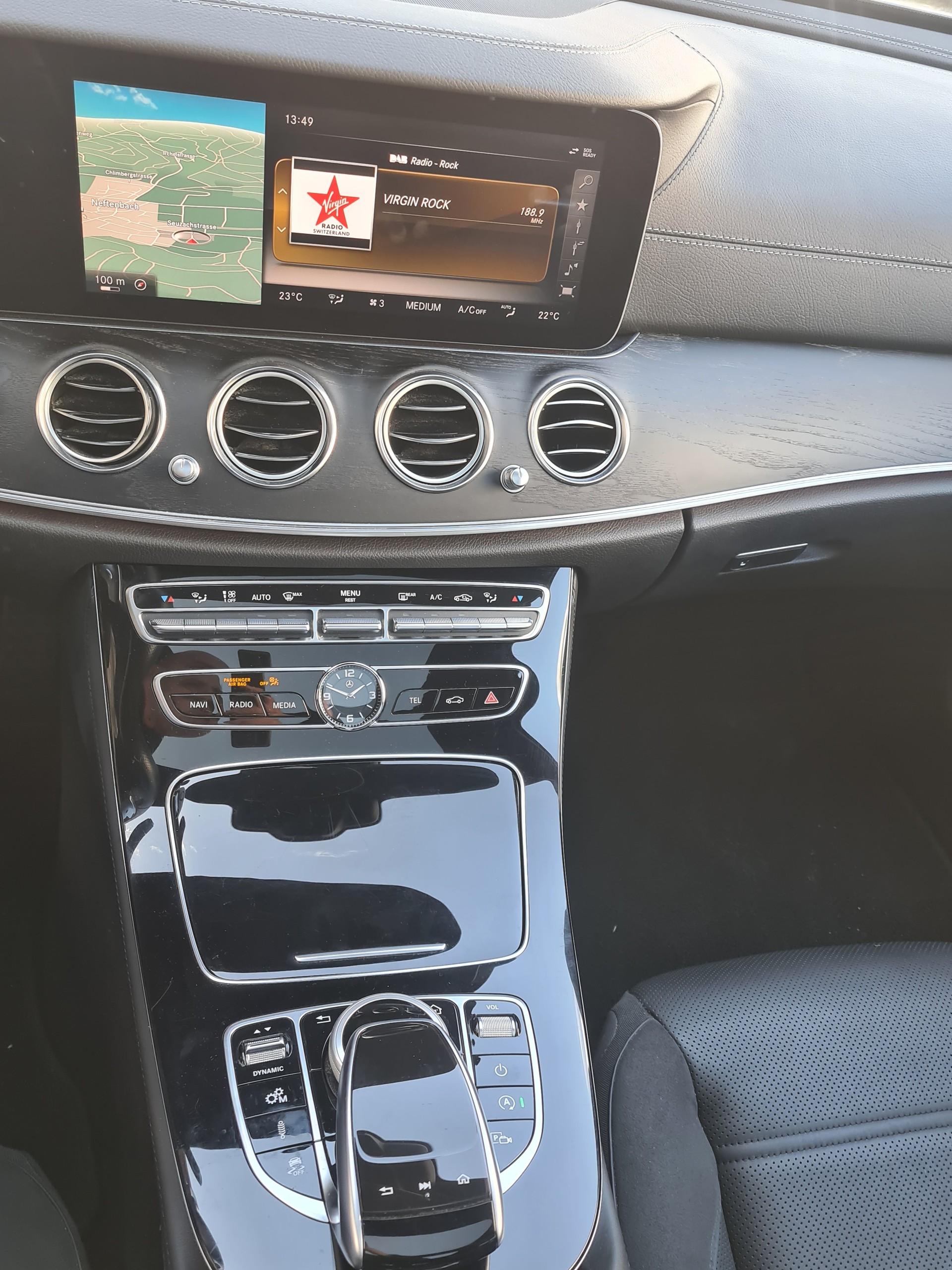 MERCEDES-BENZ E 43 AMG 4 Matic 9G-Tronic-showroom-element-2
