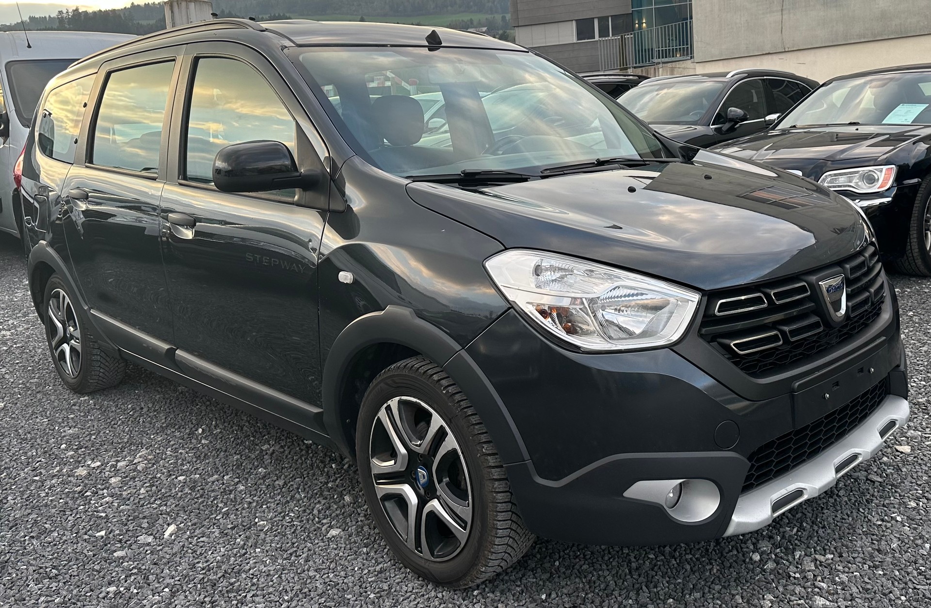 DACIA Lodgy TCE 130 Stepway 7PL