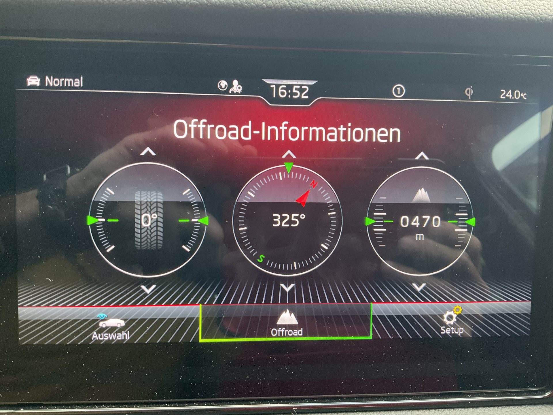 SKODA KODIAQ RS 4x4 *** Topausstattung mit nur 7'900km !! ***-image-15