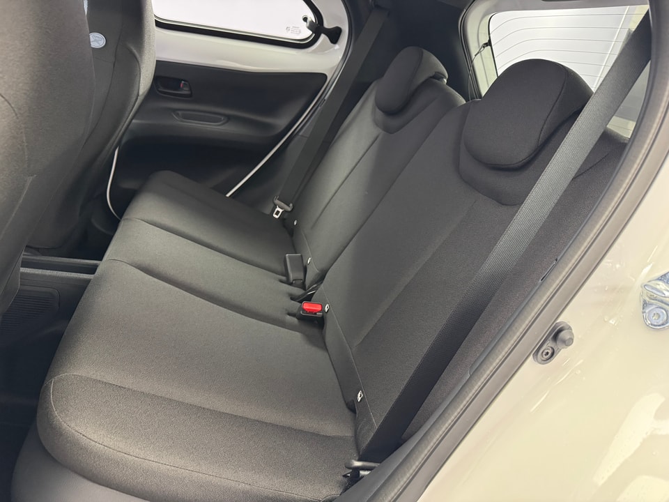 Aygo X Hybrid 1.5 Comfort