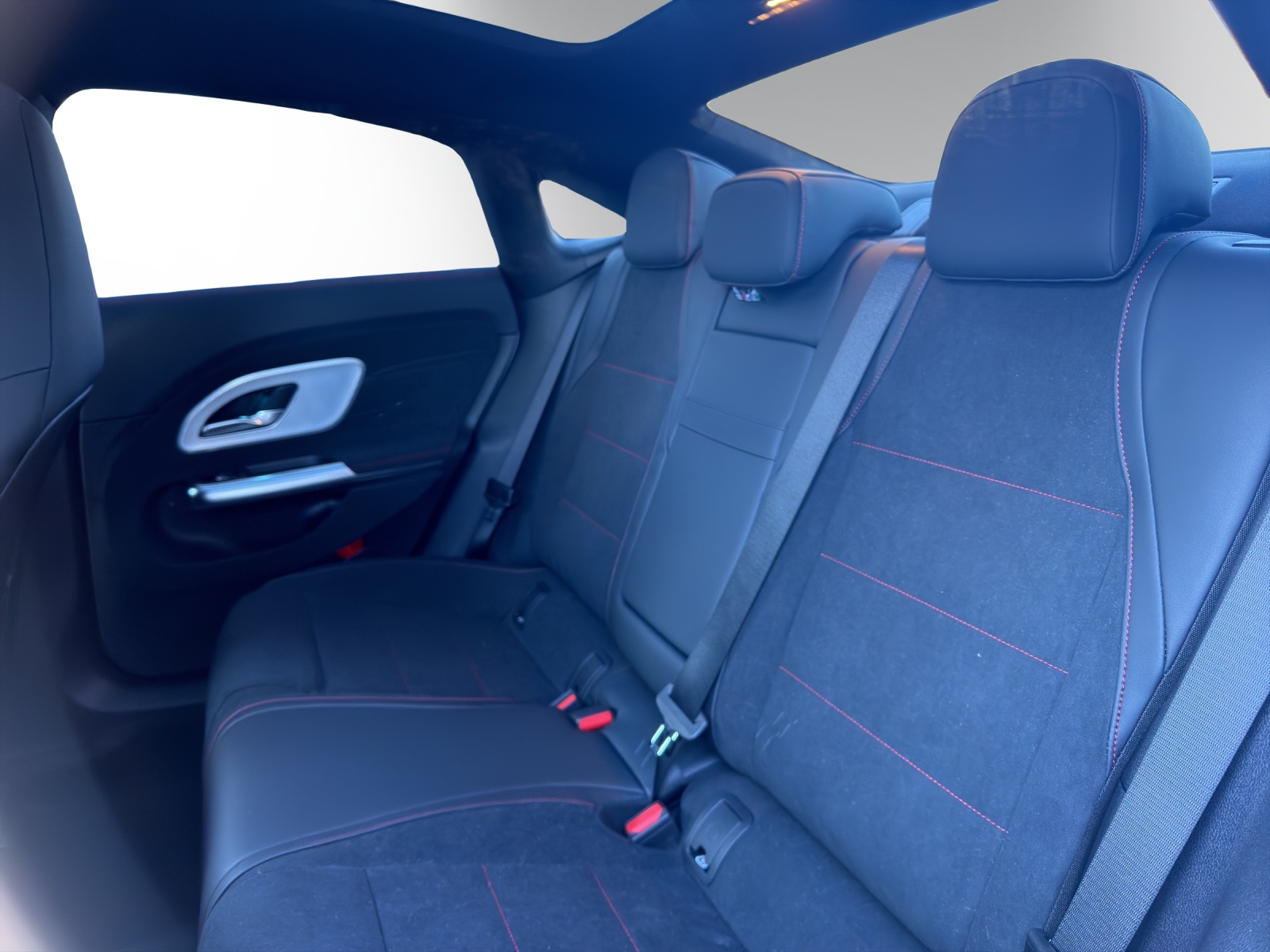 Image MERCEDES-BENZ CLA-220 CLA 220 4Matic 8G-DCT