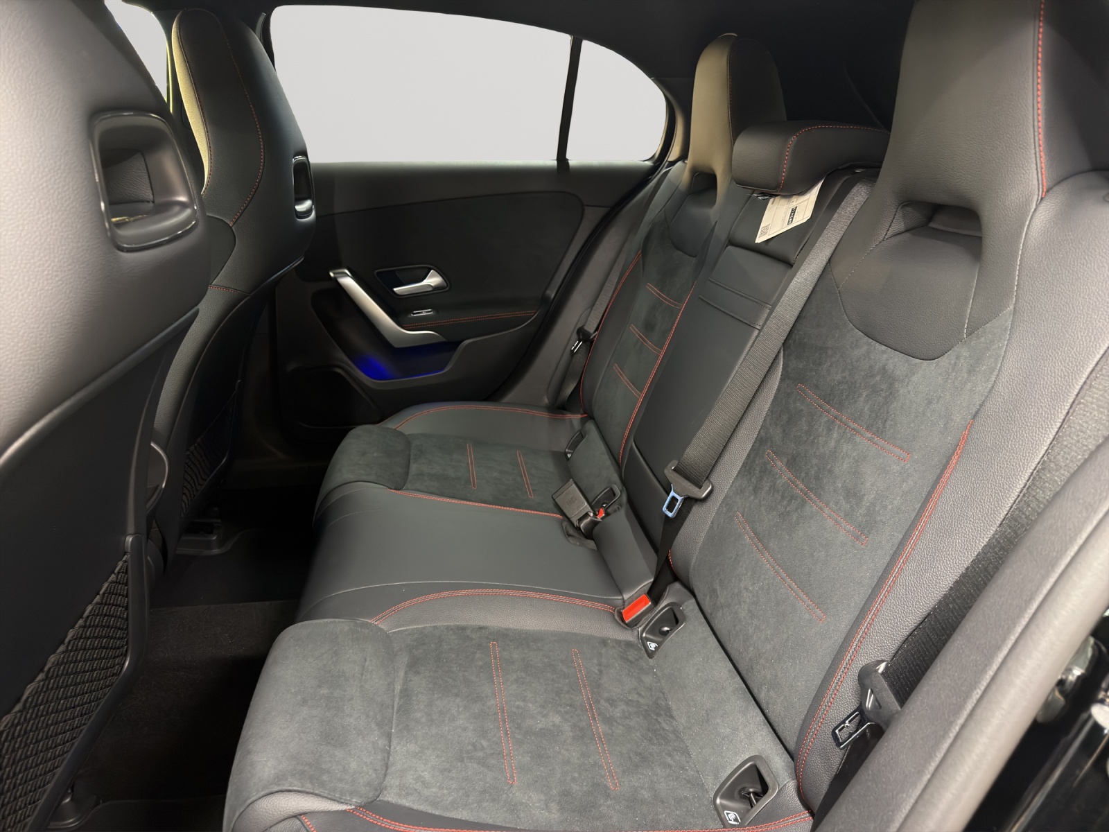 Image MERCEDES-BENZ A-220 A 220 4Matic 8G-DCT