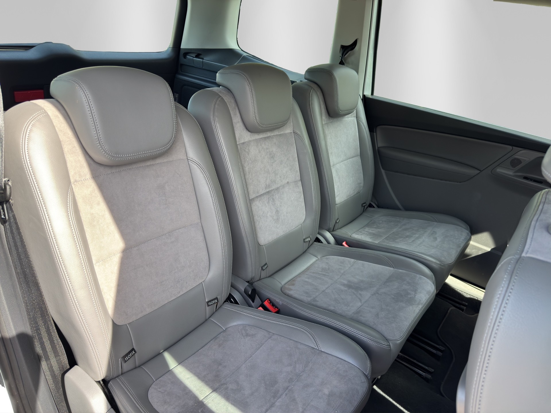 VW Sharan 2.0 TDI BlueMotion Technology Highline DSG-image-14