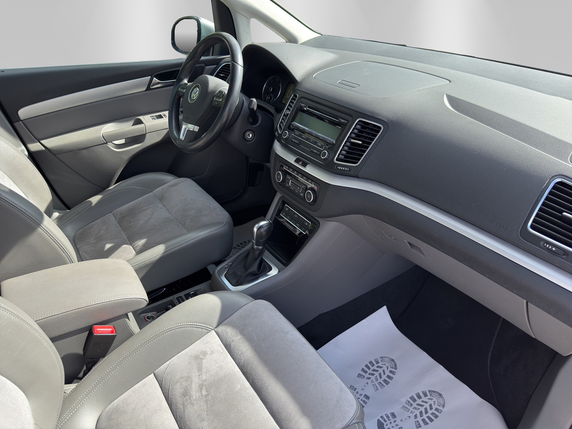 VW Sharan 2.0 TDI BlueMotion Technology Highline DSG-image-12