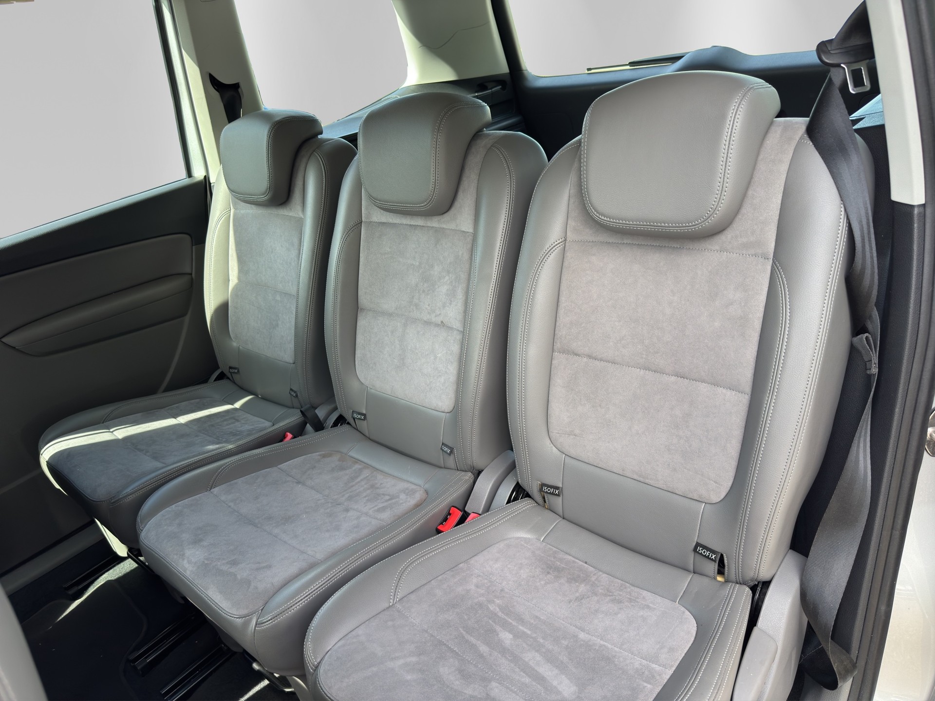 VW Sharan 2.0 TDI BlueMotion Technology Highline DSG-image-13