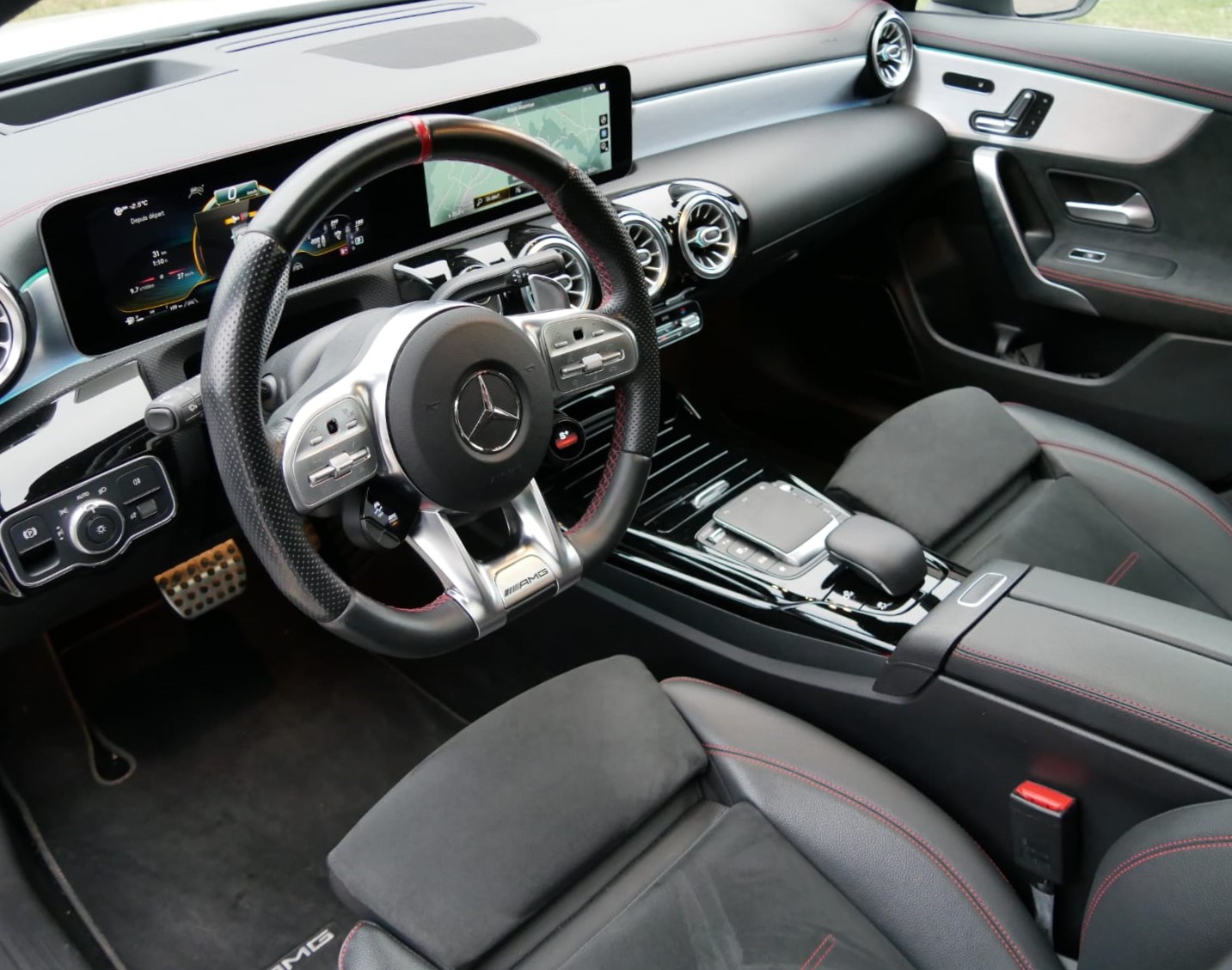 MERCEDES-BENZ CLA Shooting Brake 35 AMG 4Matic 7G-DCT-image-11