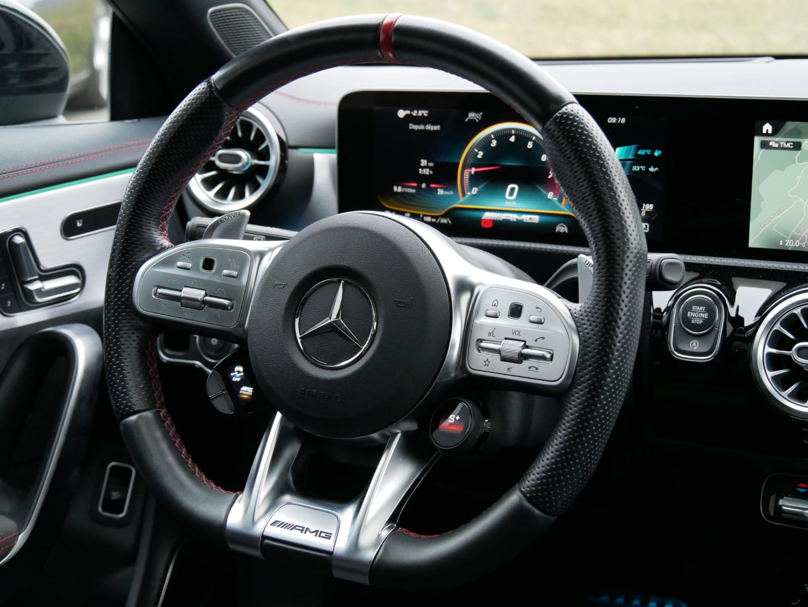 MERCEDES-BENZ CLA Shooting Brake 35 AMG 4Matic 7G-DCT-image-22