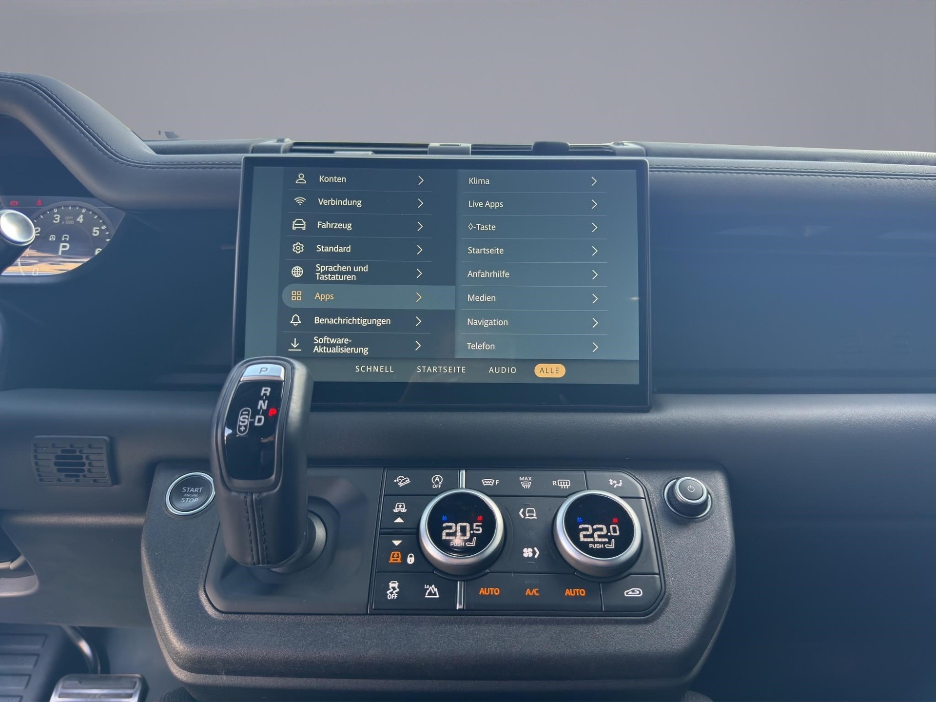 LAND ROVER Defender 90 5.0 V8 SC-image-14