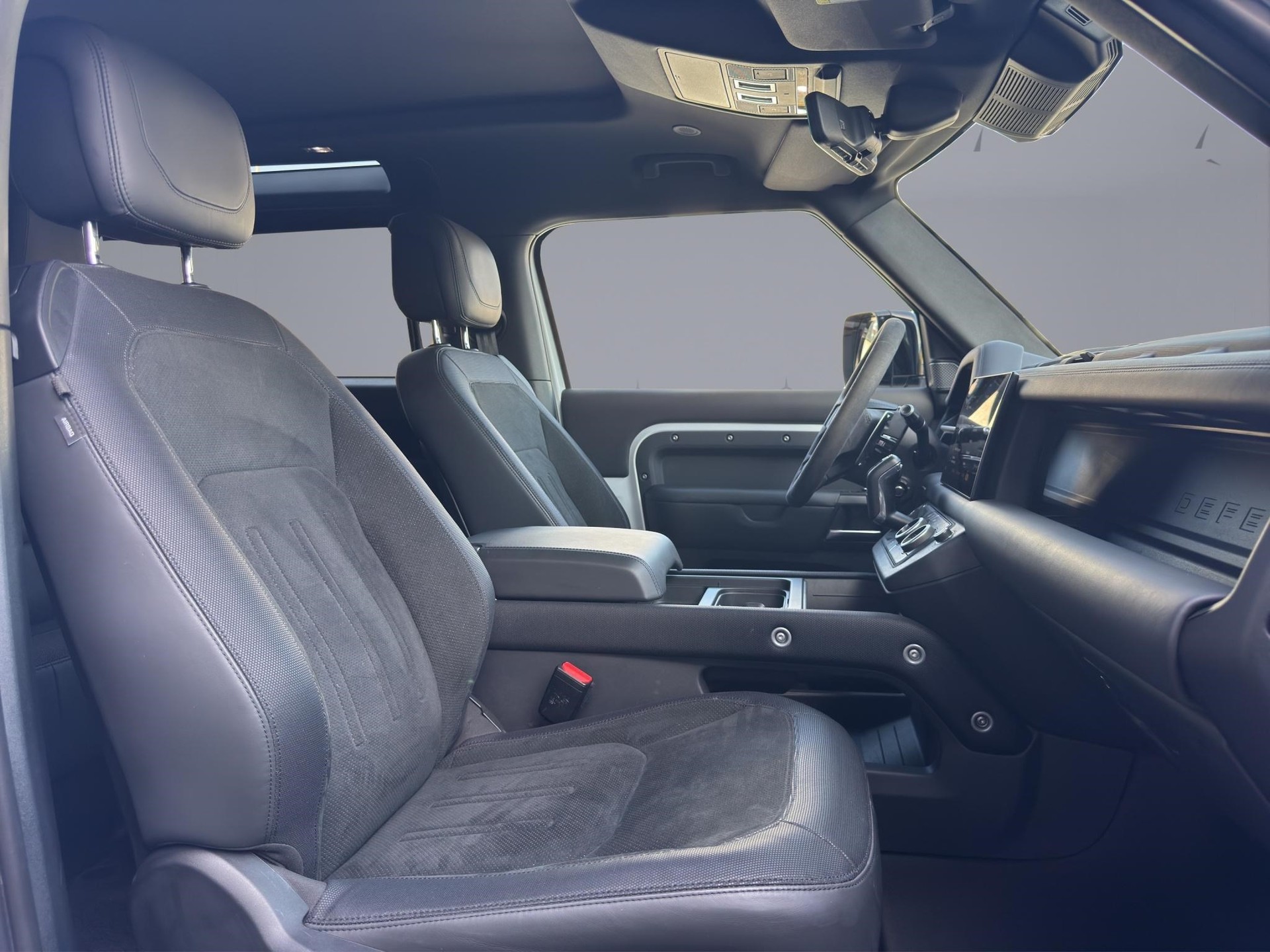 LAND ROVER Defender 90 5.0 V8 SC-image-15