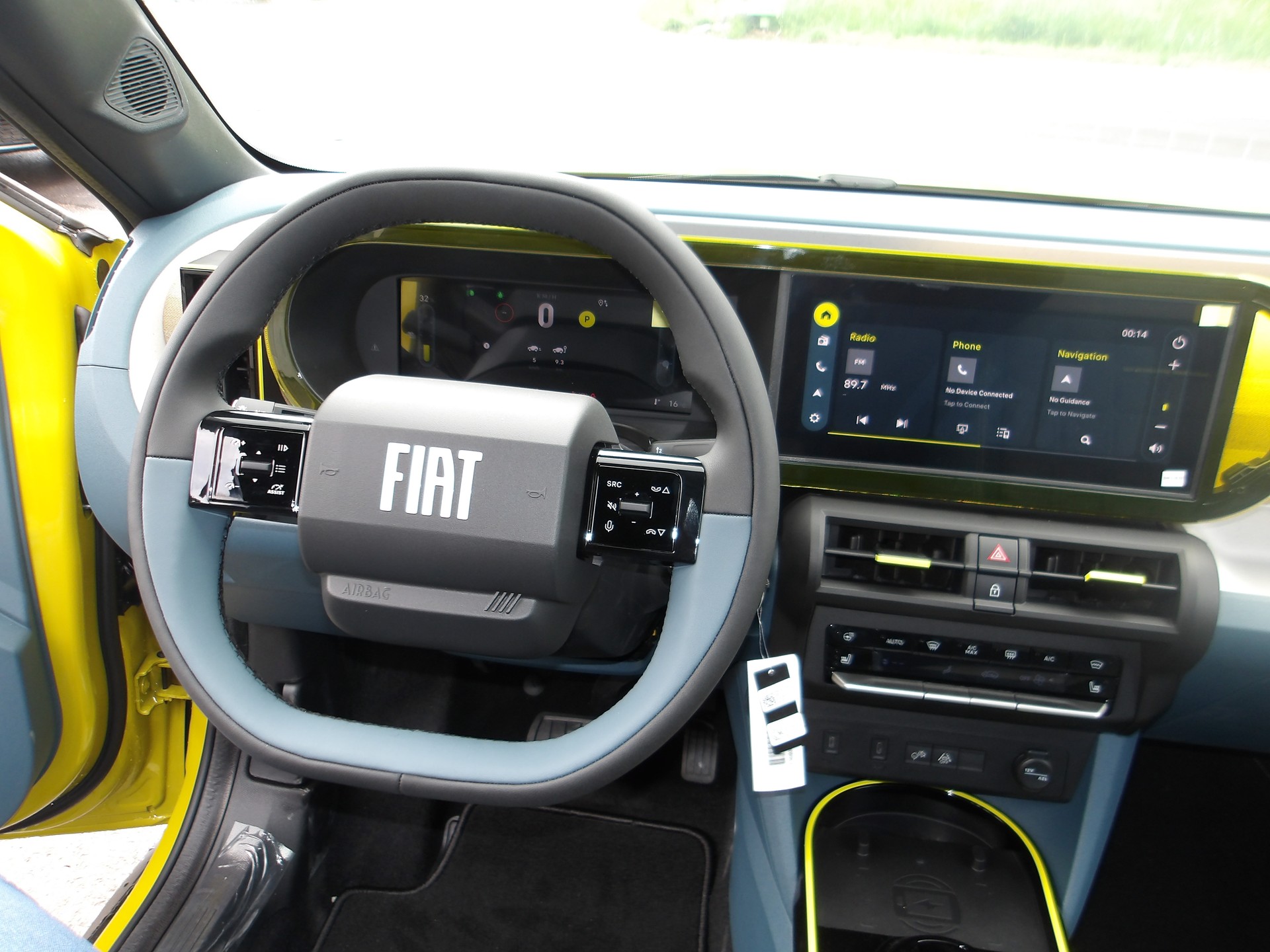 FIAT Grande Panda Elektro La Prima-image-10