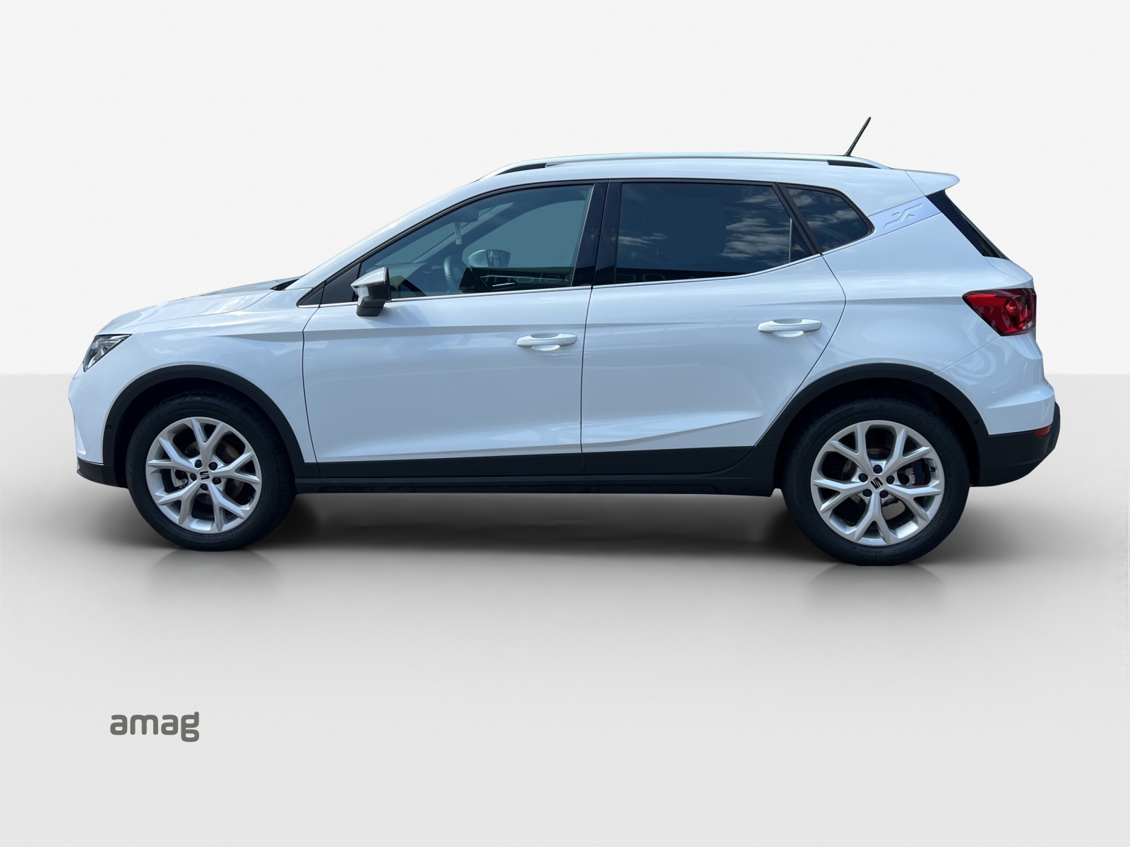 SEAT Arona 1.5 Eco TSI FR DSG-showroom-element-1