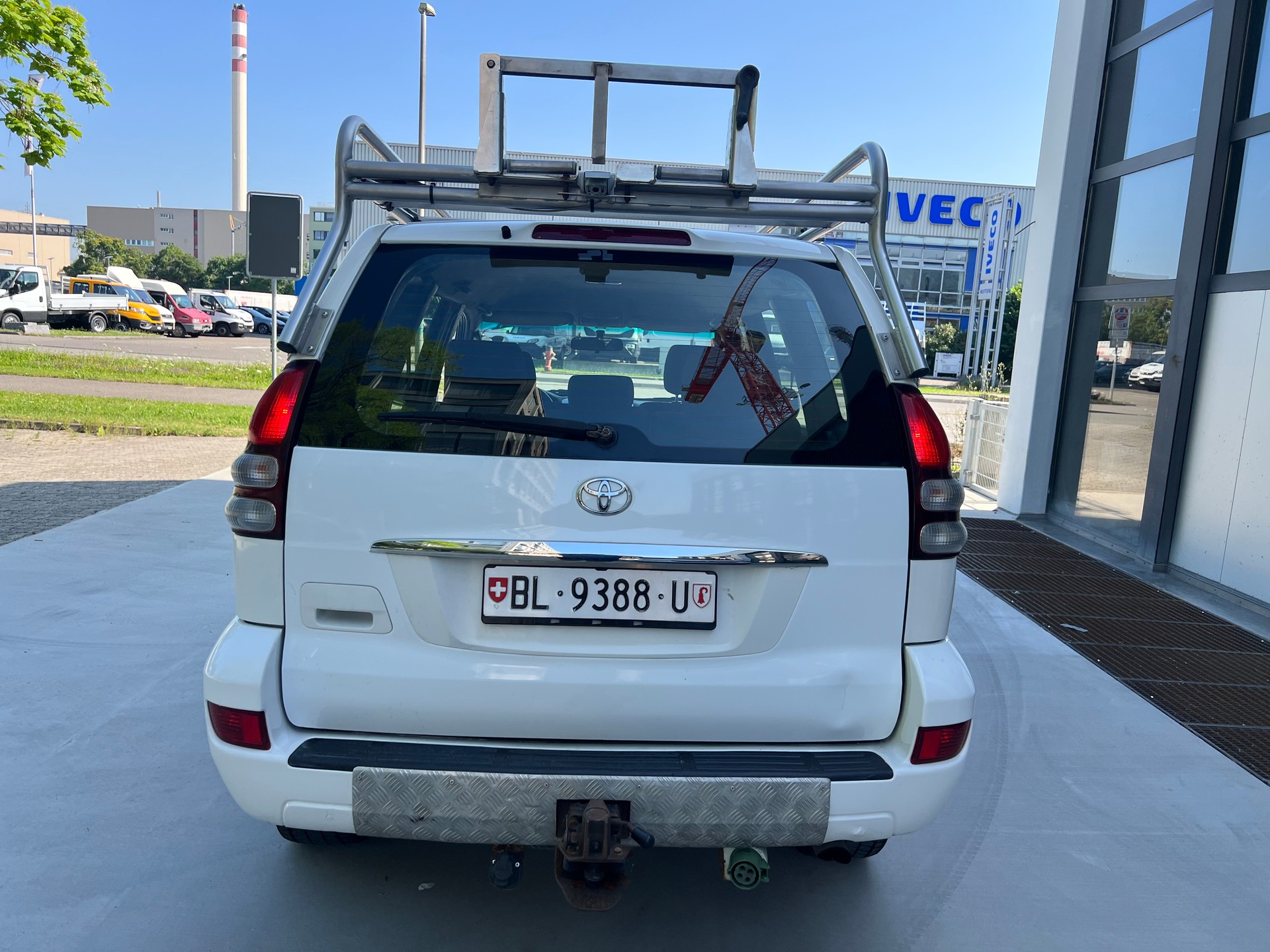 TOYOTA Land Cruiser 4.0 V6 Linea Luna-showroom-element-3