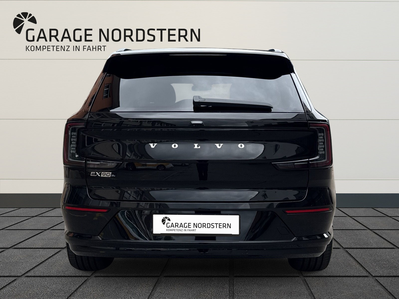 VOLVO EX 90 Twin Plus AWD-showroom-element-3