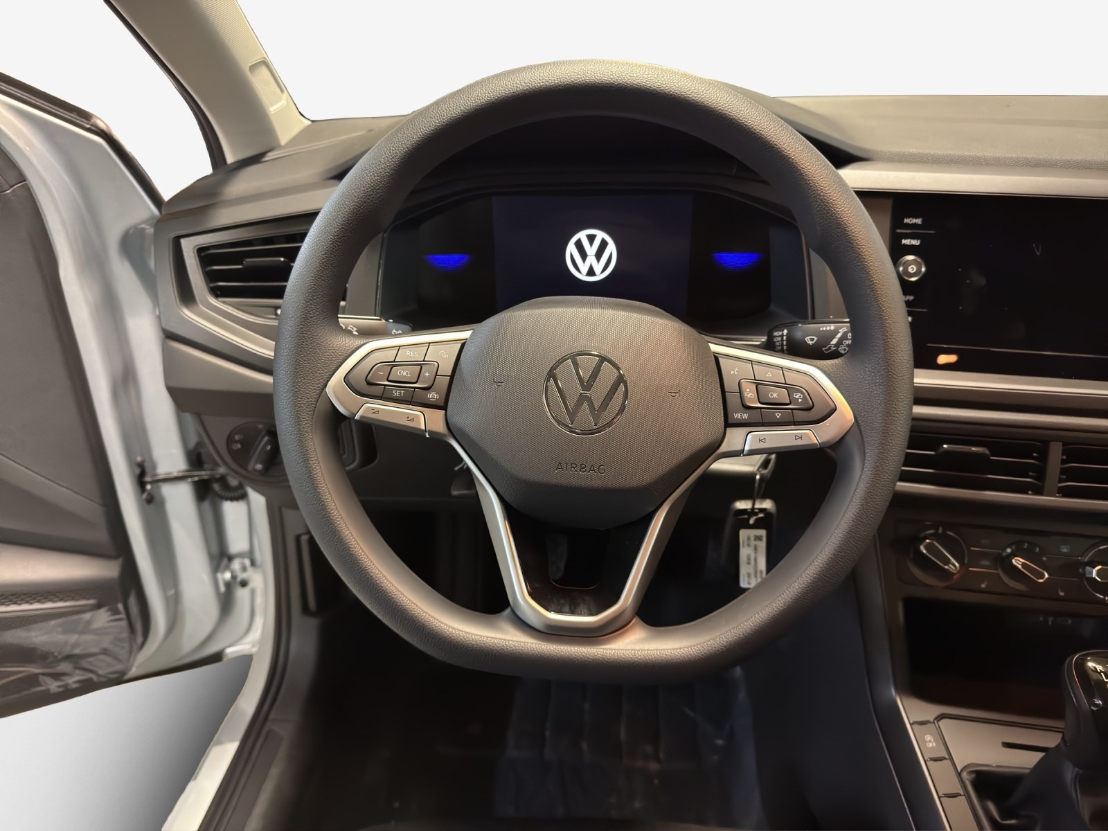 VW Polo 1.0 TSI Basis-image-10